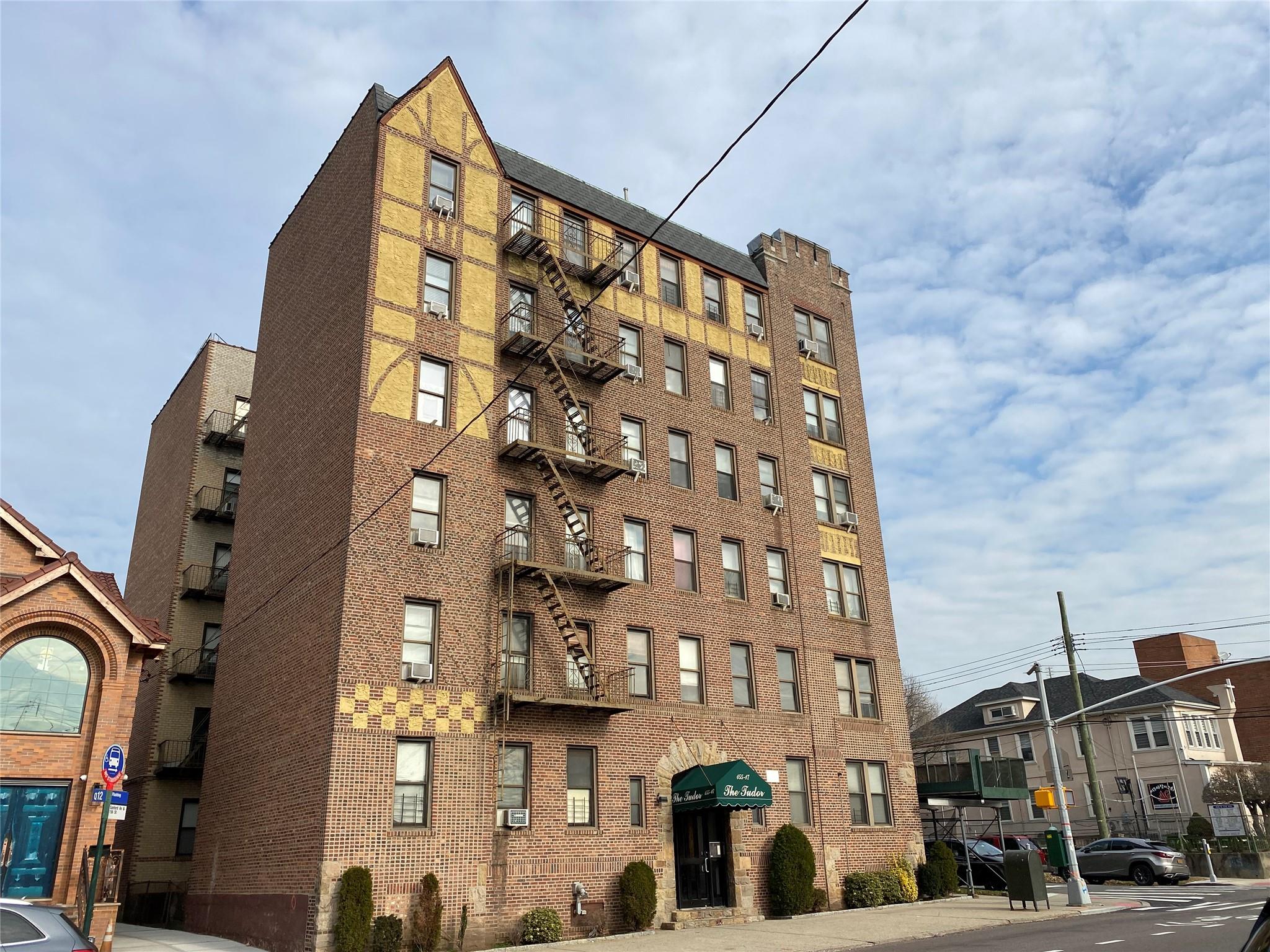 #1 photo, 15517 Sanford Avenue, 法拉盛 Flushing , NY 11355