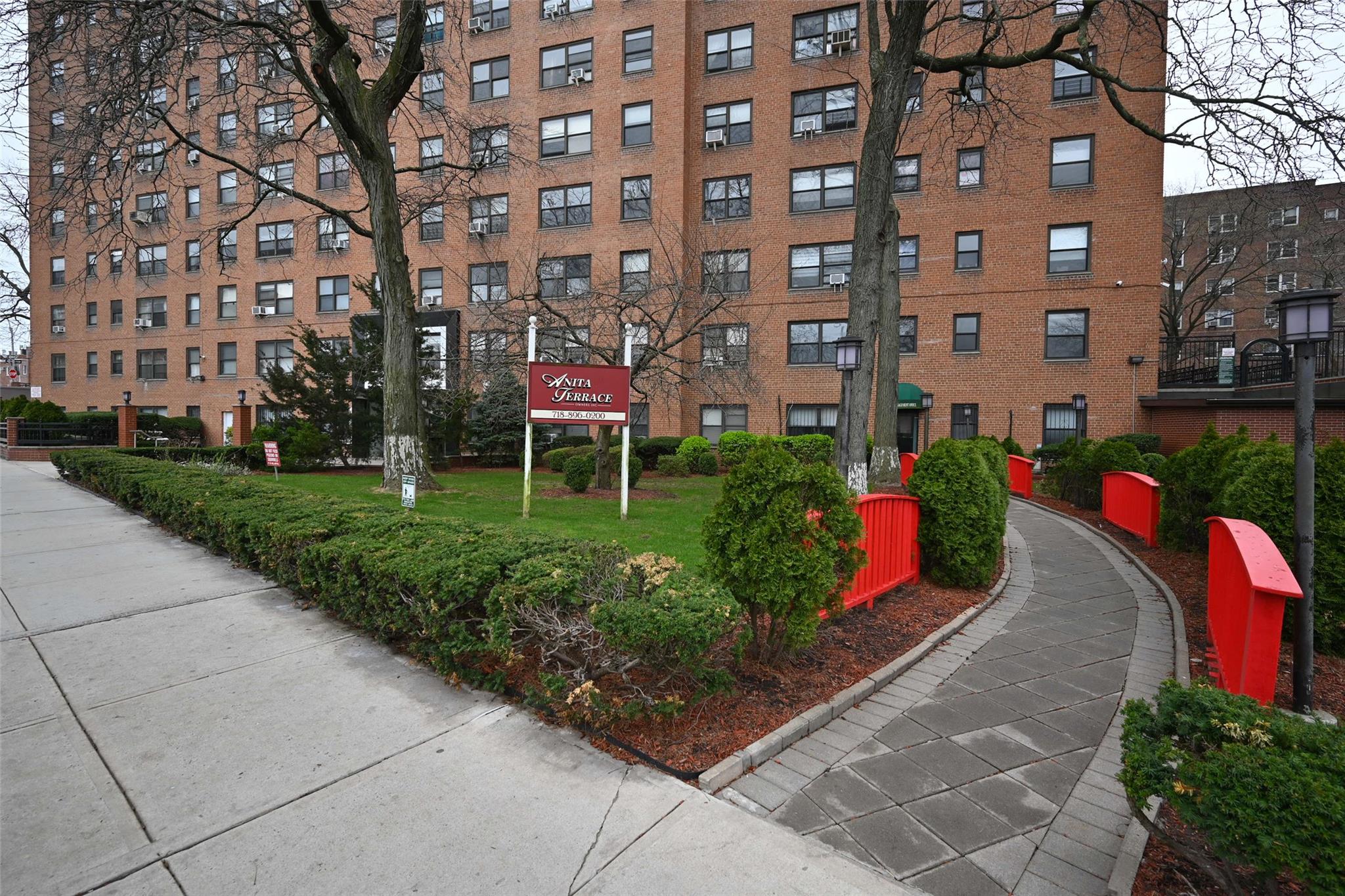 #1 photo, 99-60 63rd Road, 皇后區 雷哥公園 Rego Park , NY 11374