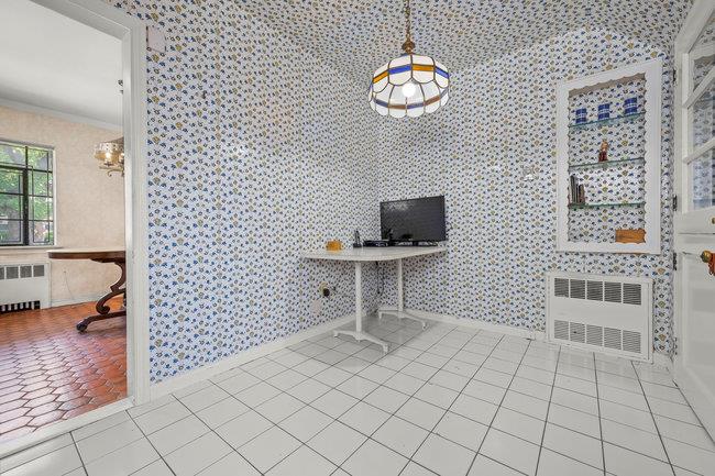 #11 photo, 7318 180th Street, Fresh Meadows , NY 11366