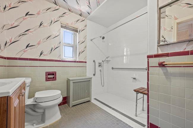 #18 photo, 7318 180th Street, Fresh Meadows , NY 11366