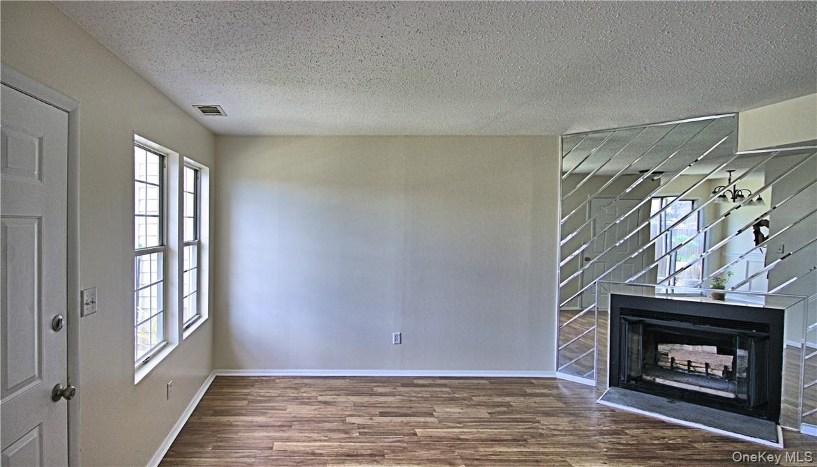 #20 photo, 2507 Whispering Hills, Chester , NY 10918