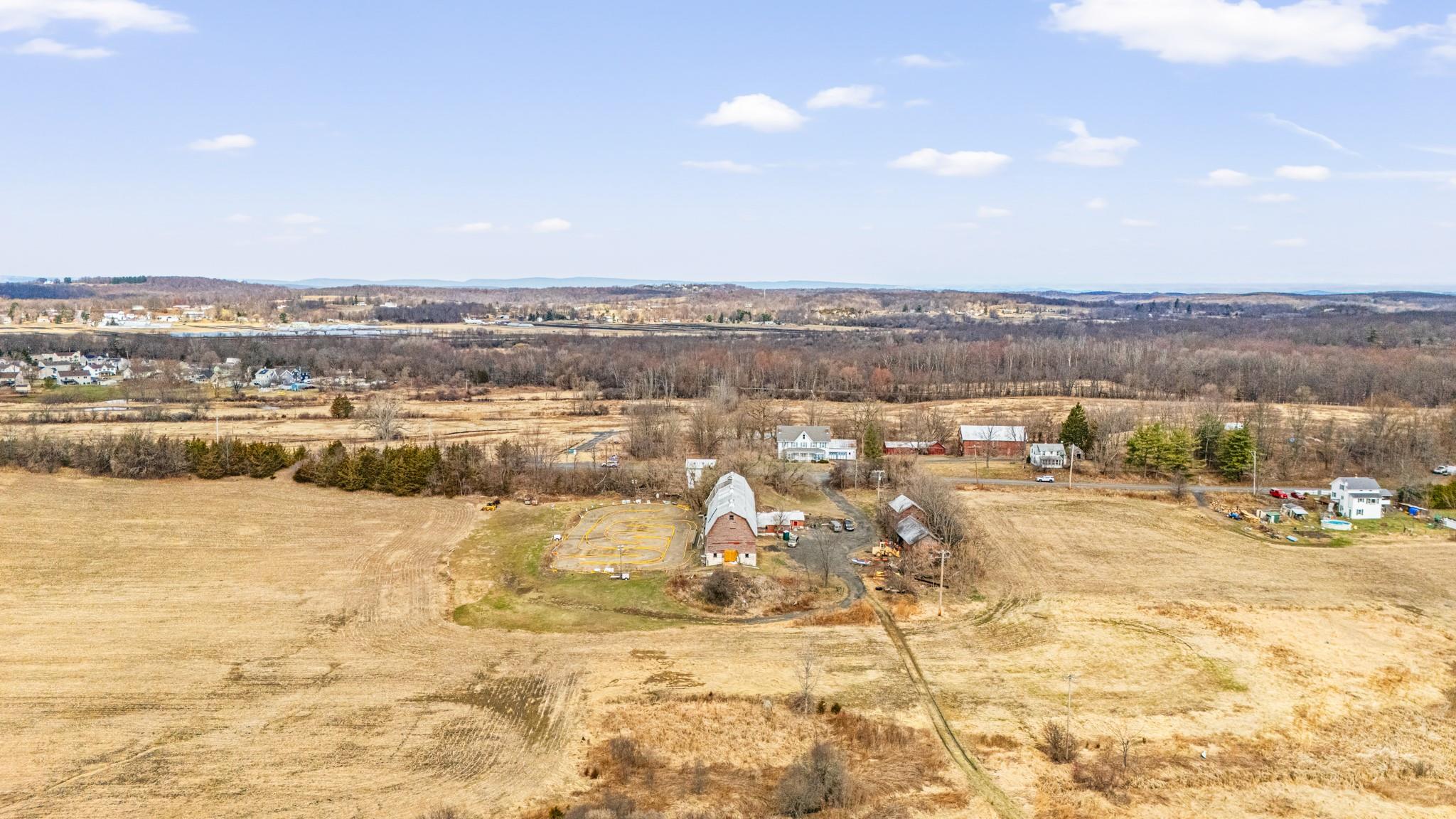 #8 photo, 207 Greycourt Road, Chester , NY 10918