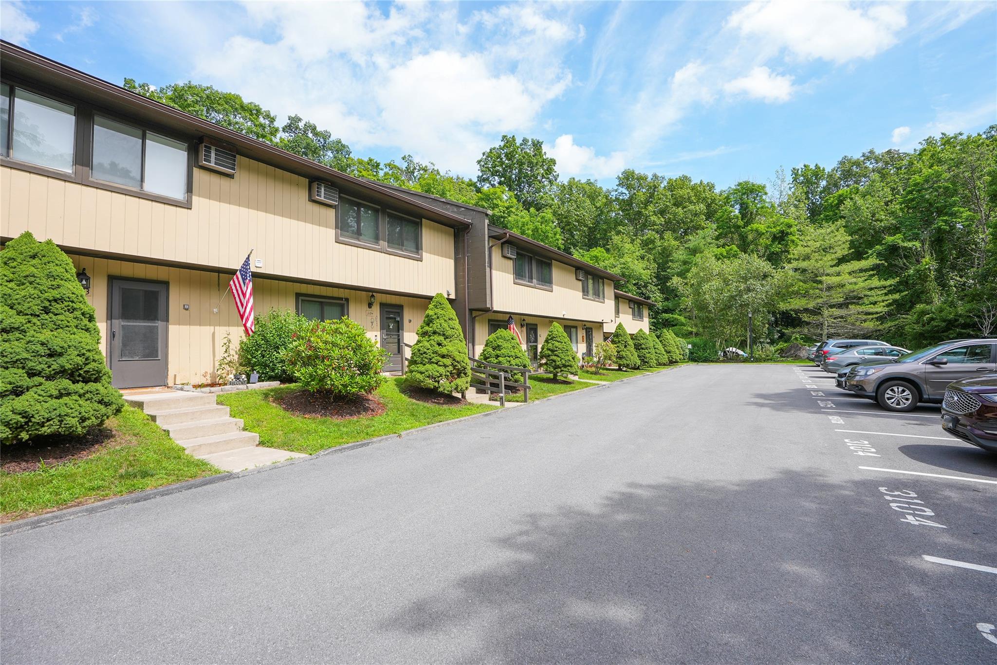 #1 photo, 3103 Chelsea Cove, Hopewell Junction , NY 12533