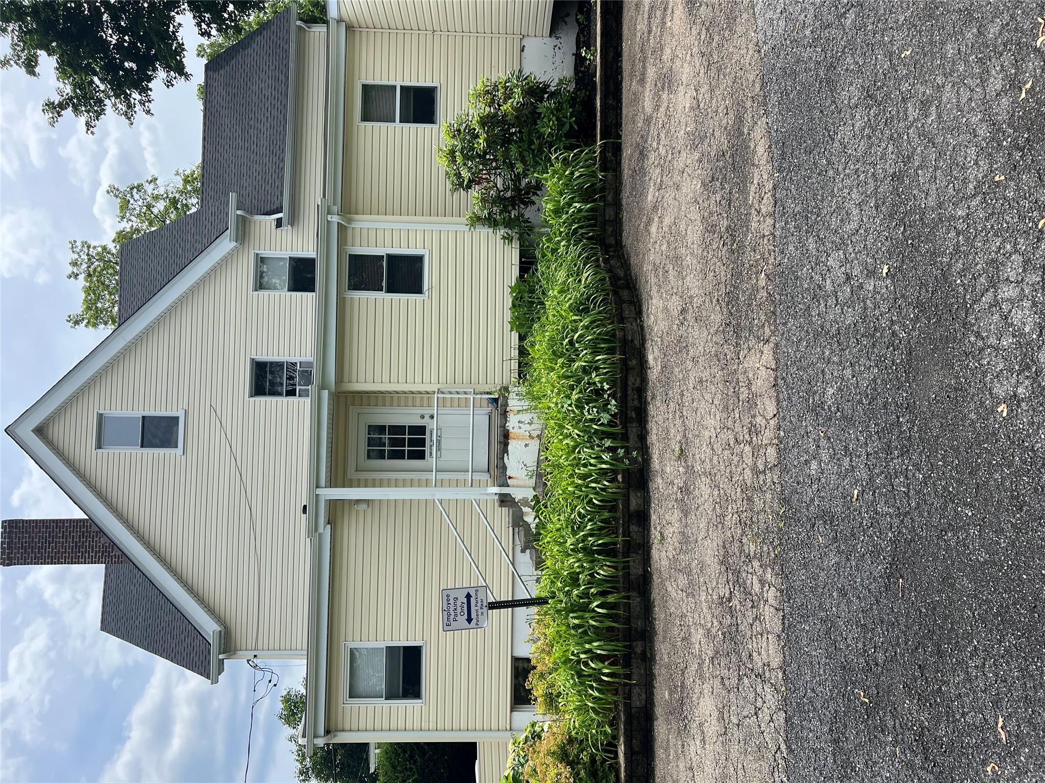 #4 photo, 2118 Albany Post Road, Montrose , NY 10548