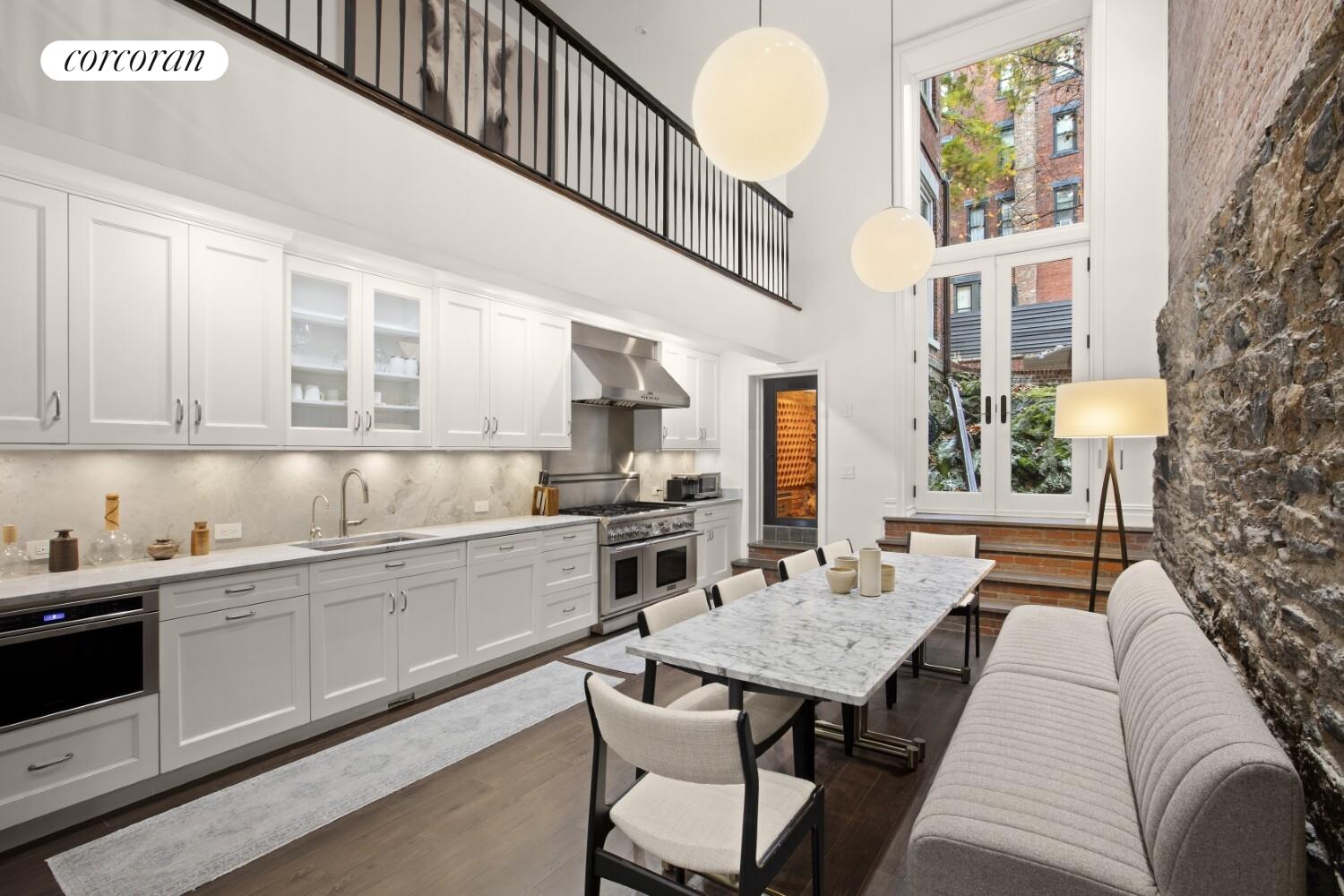 #7 photo, 69 W 83RD Street, マンハッタン Upper West Side , NY 10024