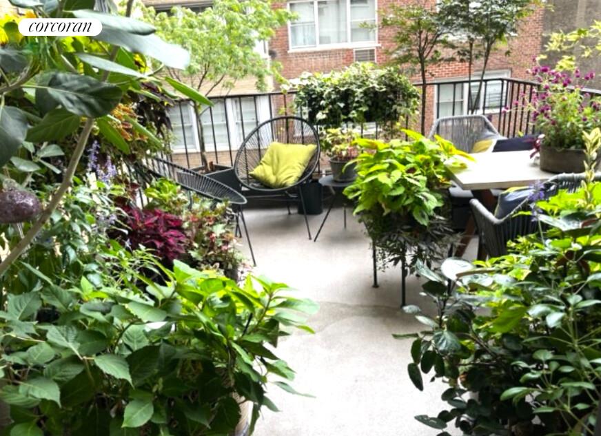 #8 photo, 48 GRAMERCY Park N, Gramercy Park , NY 10010