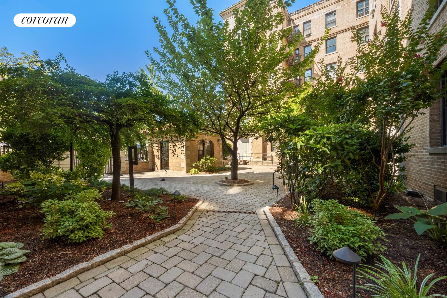 #11 photo, 14809 NORTHERN Boulevard, クイーンズ区 Flushing , NY 11354