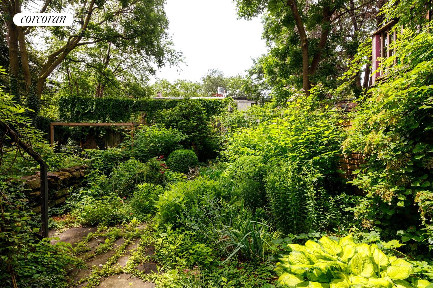 #14 photo, 244 BERGEN Street, Boerum Hill , NY 11217