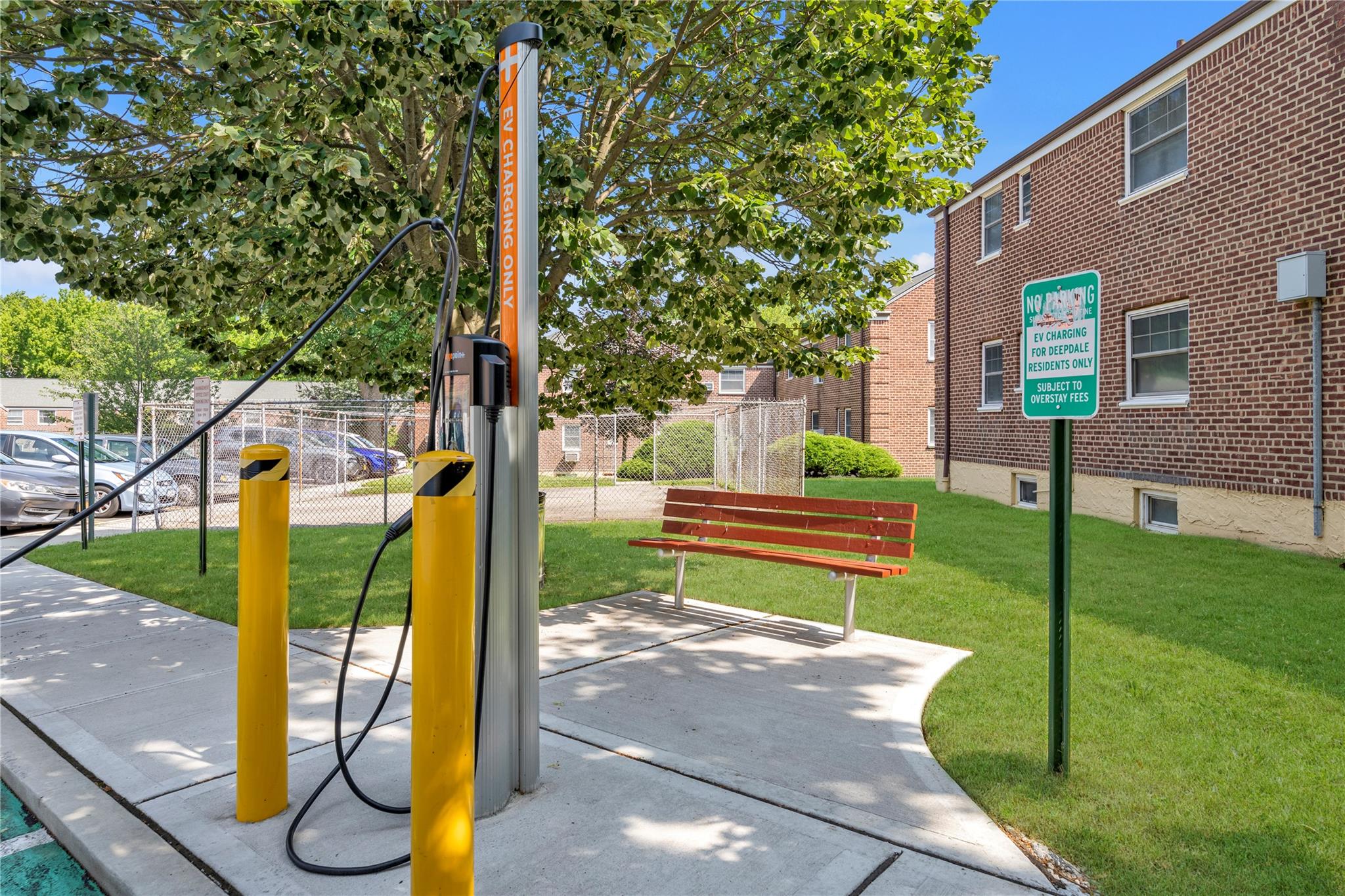 #12 photo, 60-58 251st Street, クイーンズ区 Little Neck , NY 11362