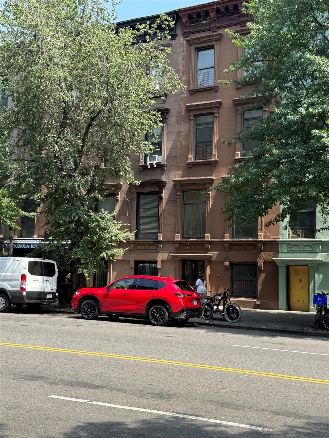 #2 photo, 239 East 116 Street, マンハッタン New York (Manhattan) , NY 10029