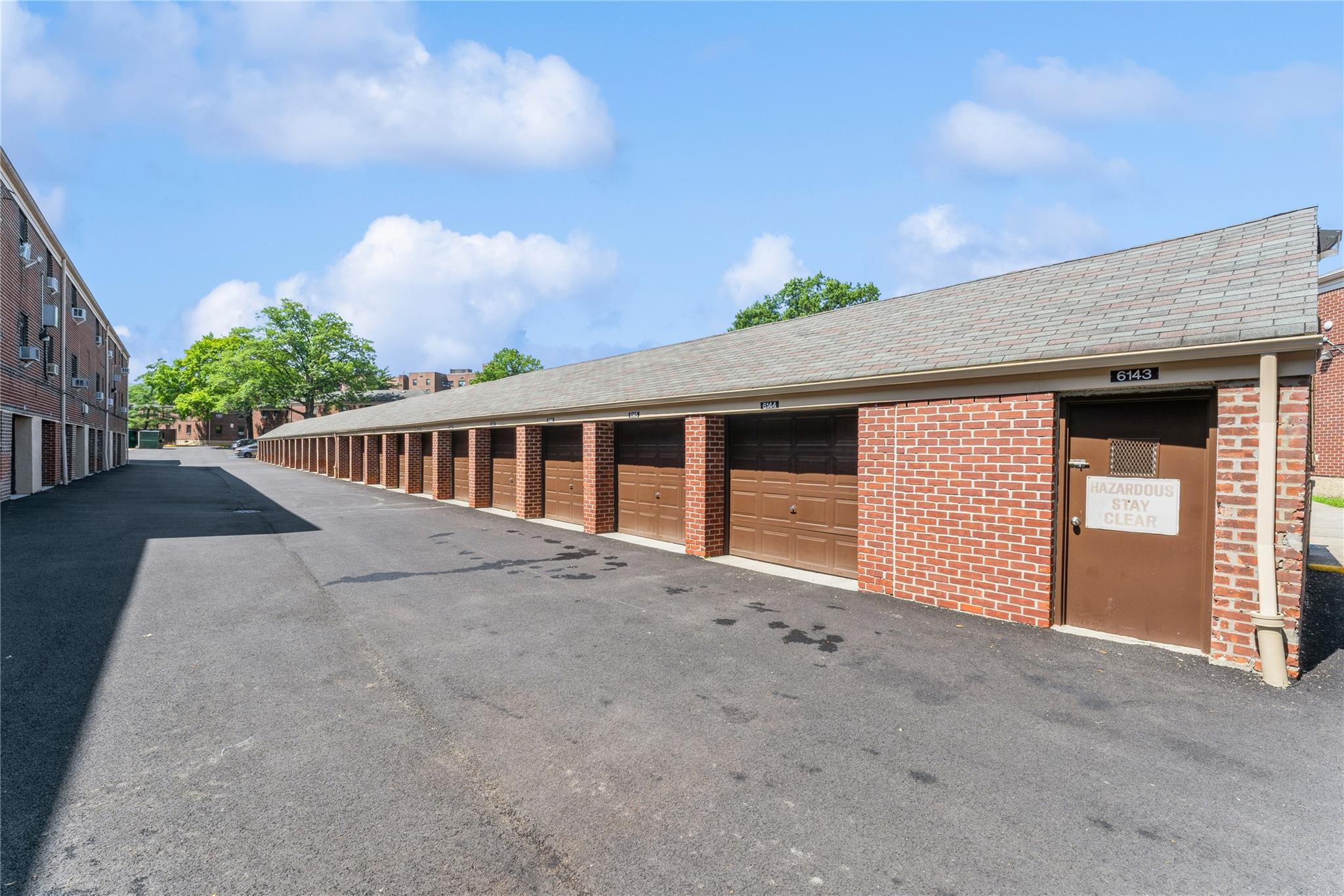 #14 photo, 217-22 73rd Avenue, クイーンズ区 Oakland Gardens , NY 11364