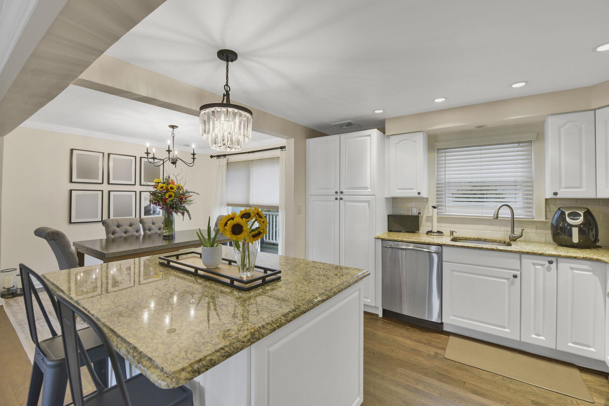 #12 photo, 3309 Balsam Street, ナッソー郡 Oceanside , NY 11572