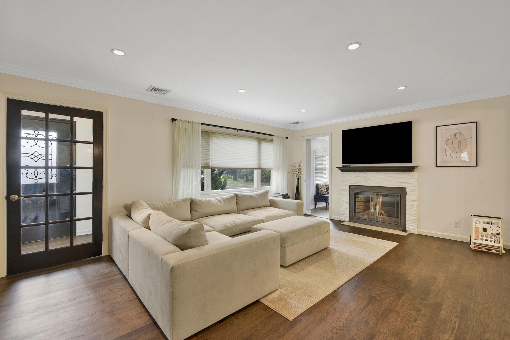 #6 photo, 3309 Balsam Street, ナッソー郡 Oceanside , NY 11572