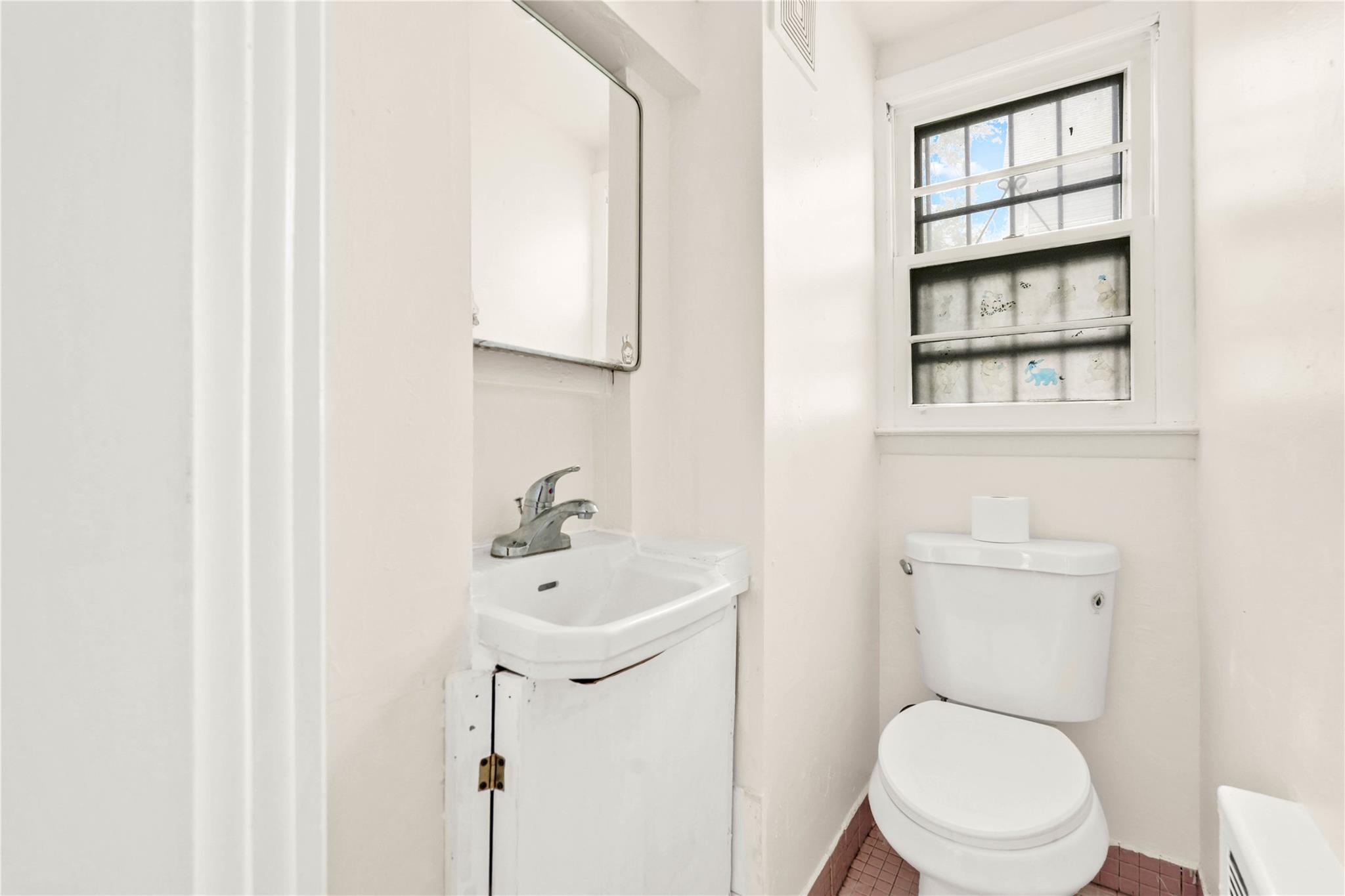 #15 photo, 140-03 poplar, Flushing , NY 11355