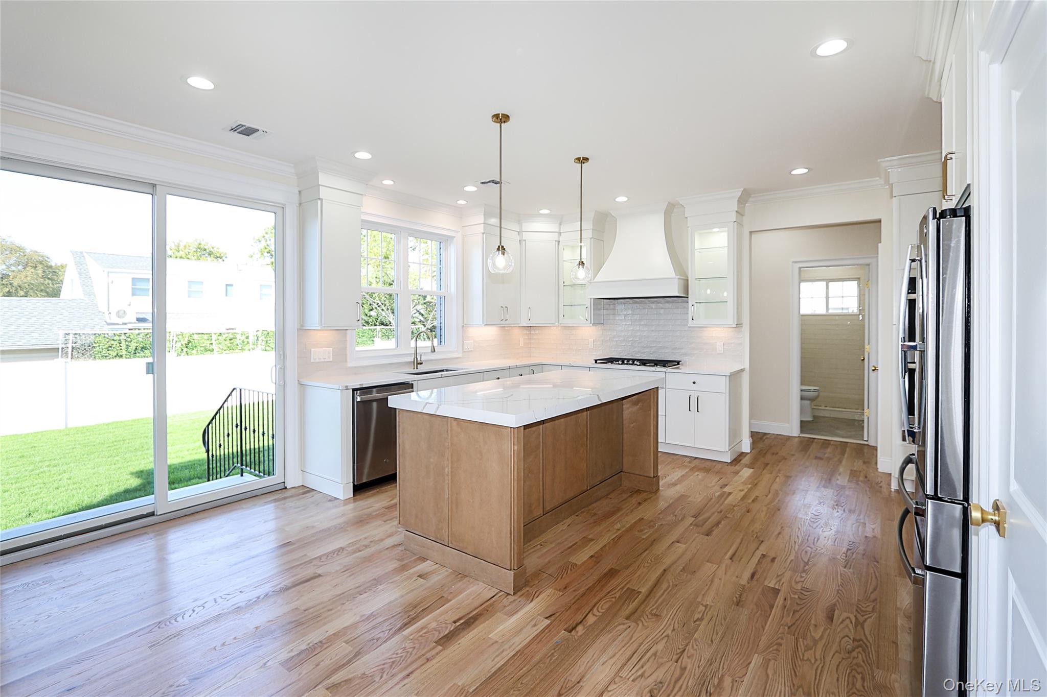 #14 photo, 1772 Rose Street, ナッソー郡 Merrick , NY 11566