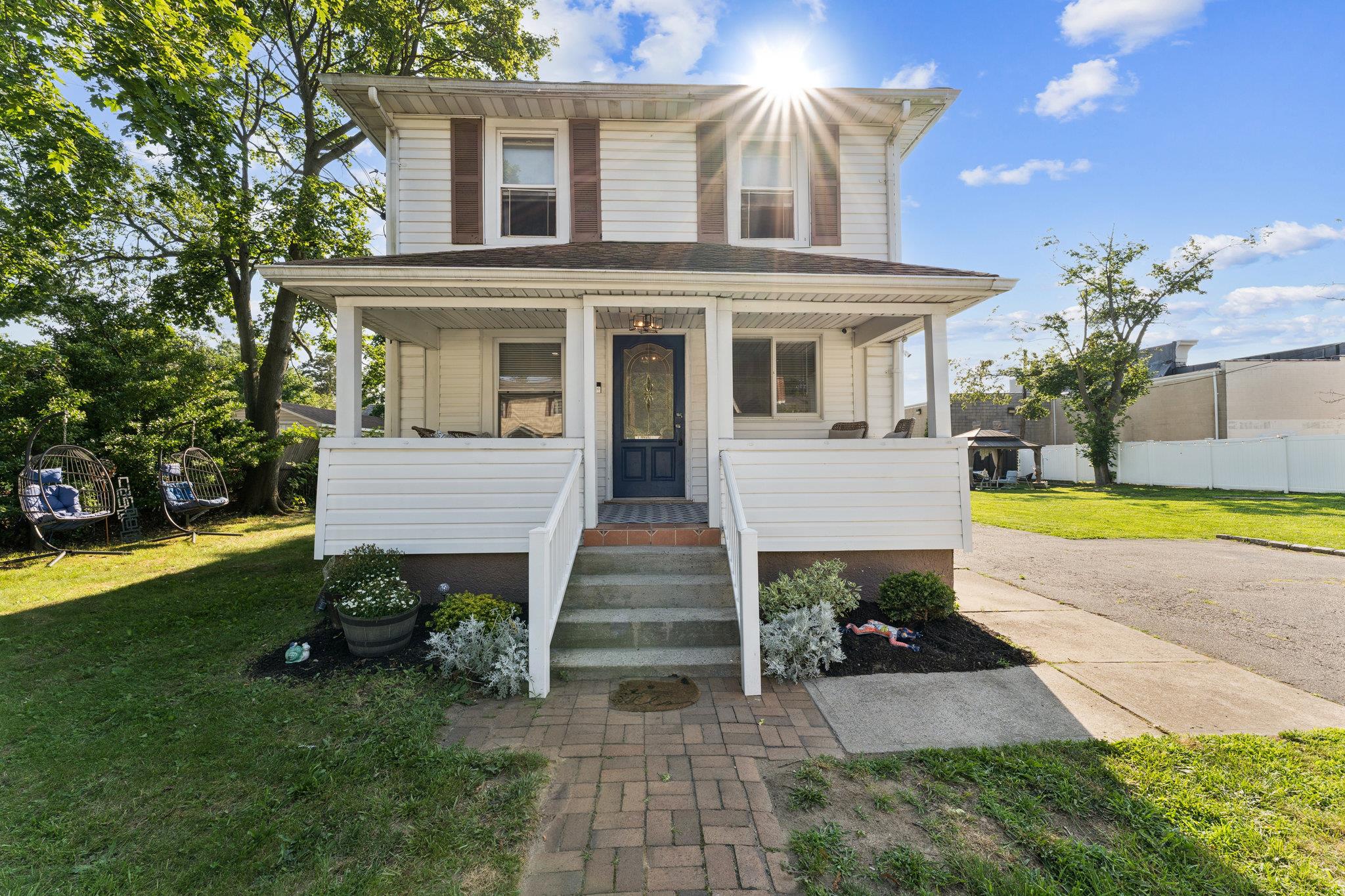 #1 photo, 90 Redmond Avenue, 東長島 海湾 Bay Shore , NY 11706