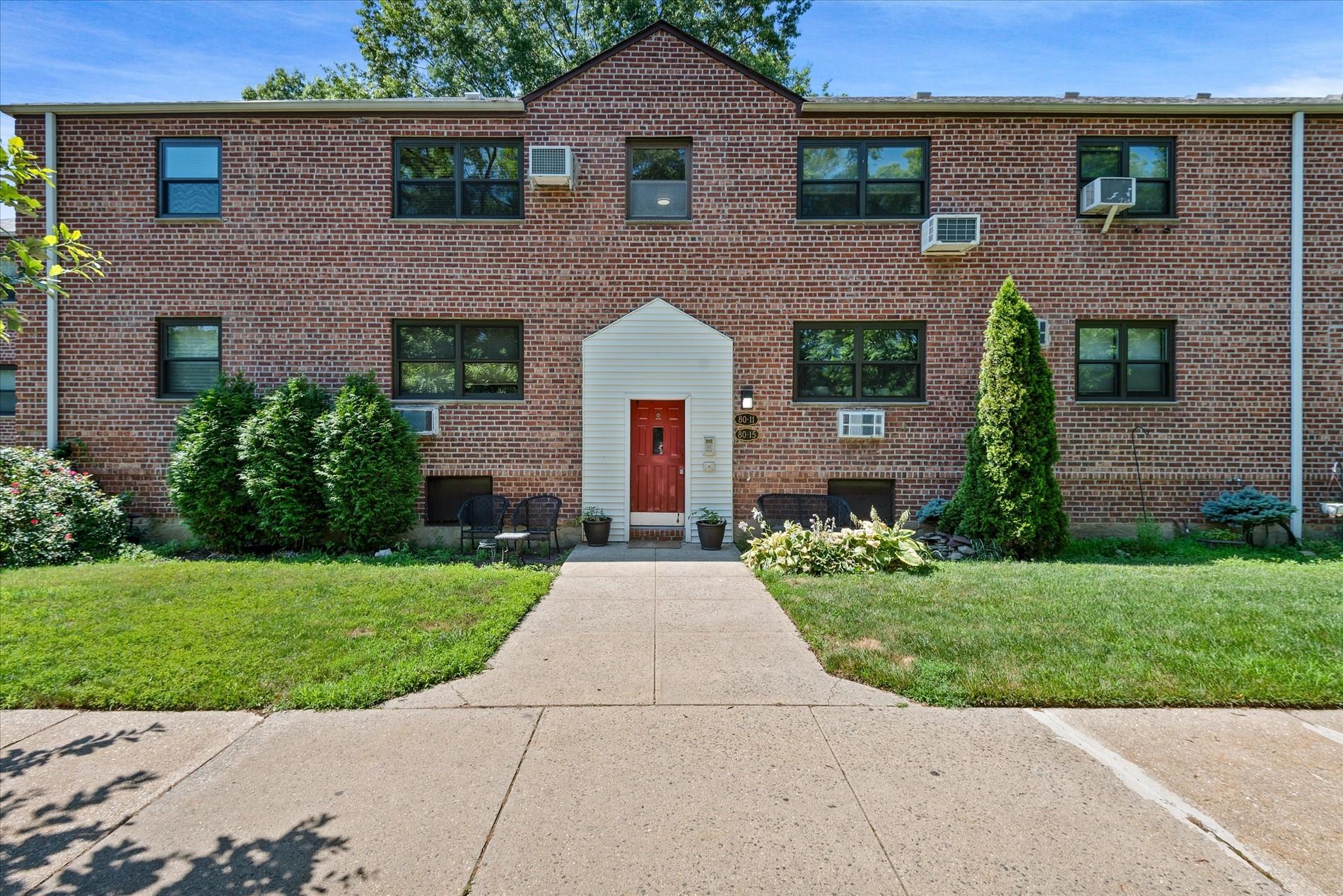 #1 photo, 80-11 Shore Parkway, 皇后區 霍華德灘 Howard Beach , NY 11414