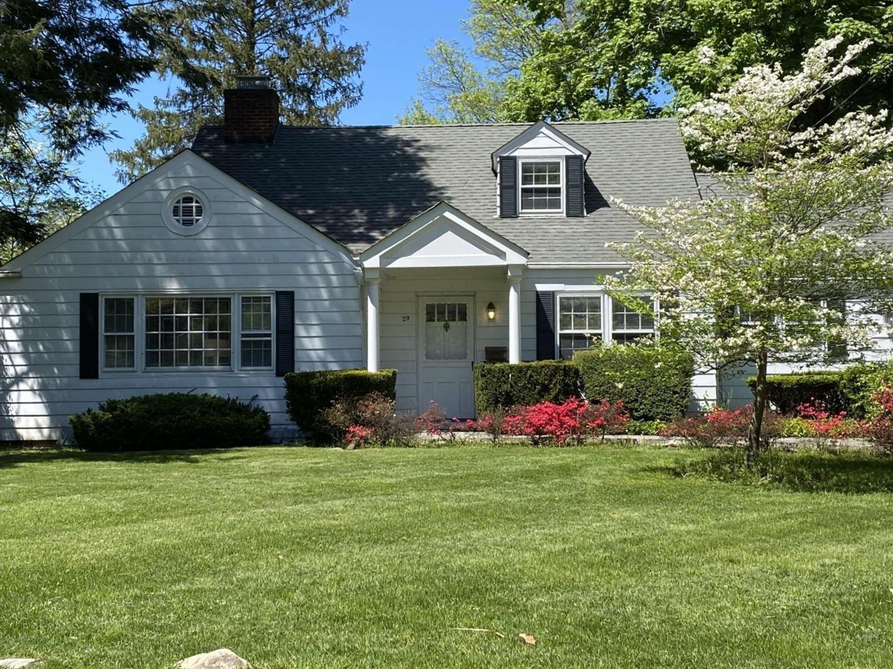 #1 photo, 29 Amherst Court, 東長島 亨廷顿 Huntington , NY 11743
