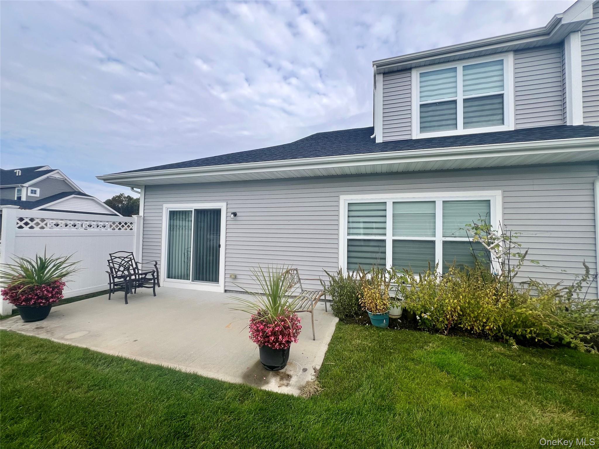 #9 photo, 37 Willow Circle, サフォーク郡 Coram , NY 11727