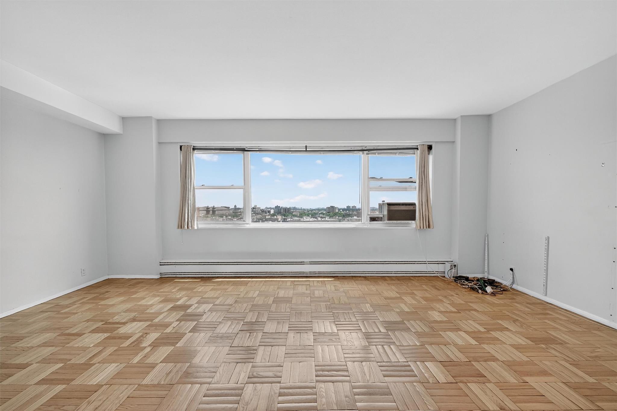 #13 photo, 6 Fordham Hill Oval, ブロンクス区 Bronx , NY 10468