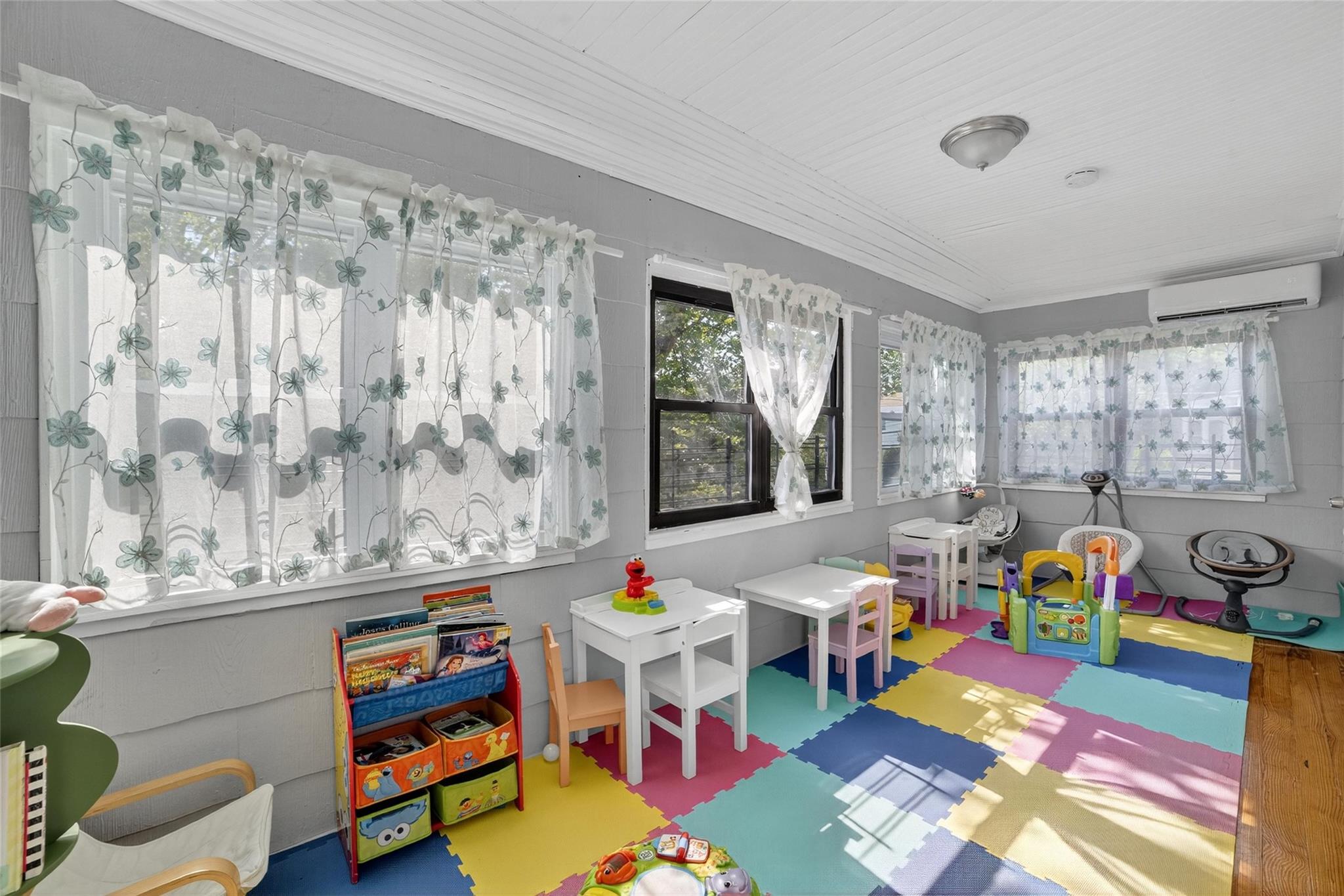 #14 photo, 439 S 7th Avenue, Mount Vernon , NY 10550