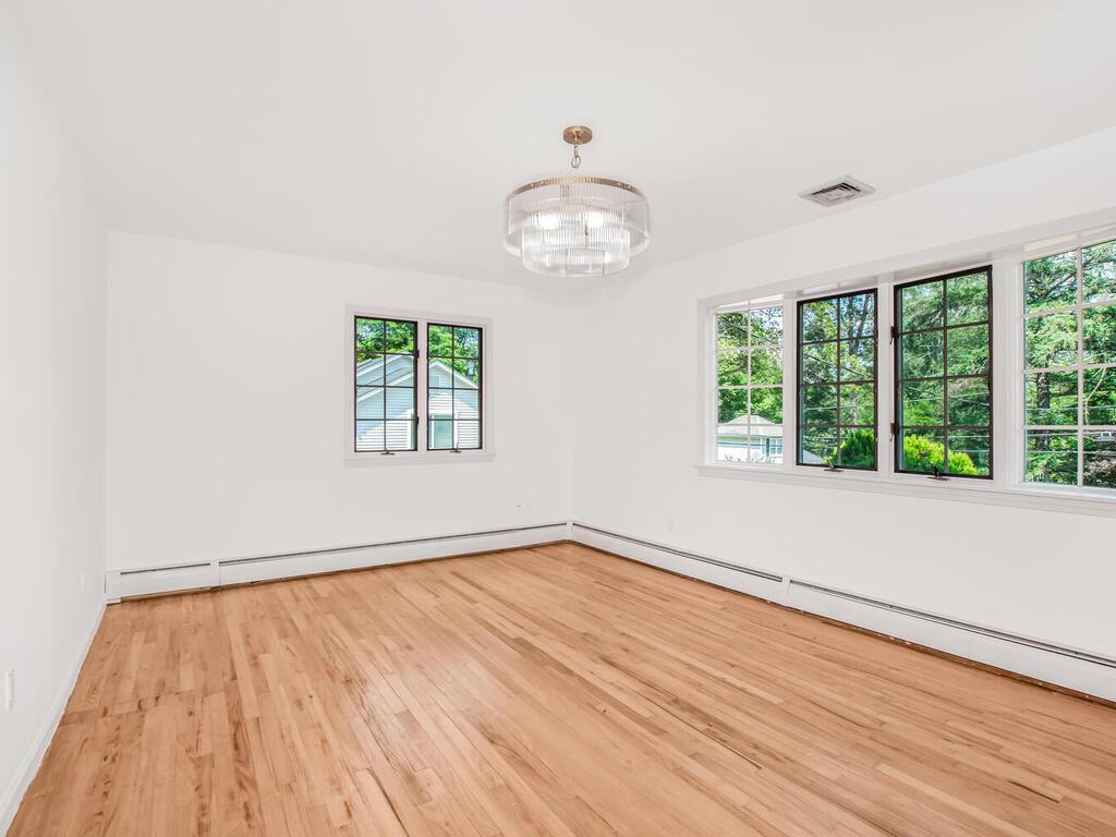 #9 photo, 17 Shenorock Drive, Yorktown Heights , NY 10598