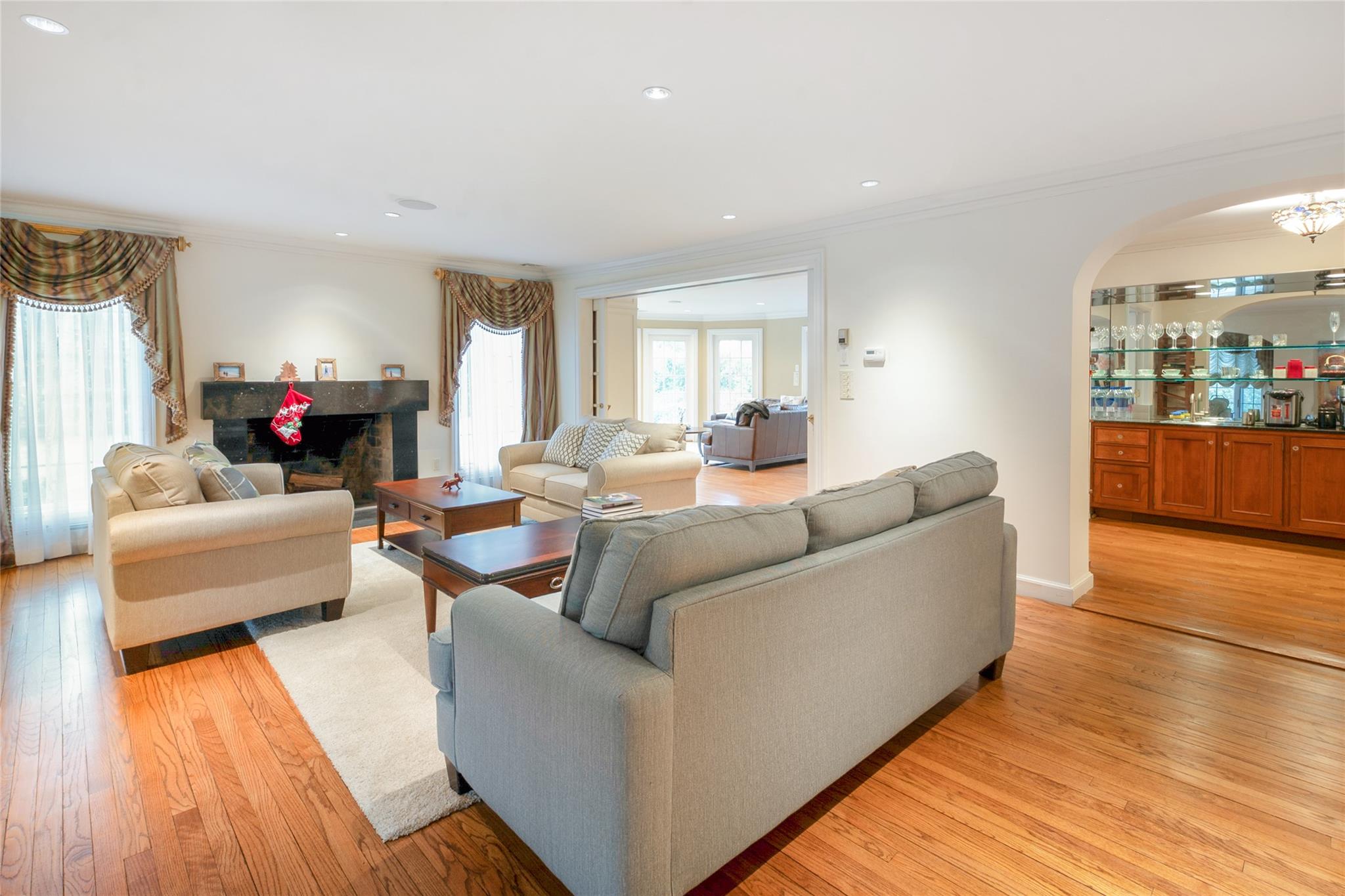 #10 photo, 20 Sussex Road, ナッソー郡 Great Neck , NY 11020