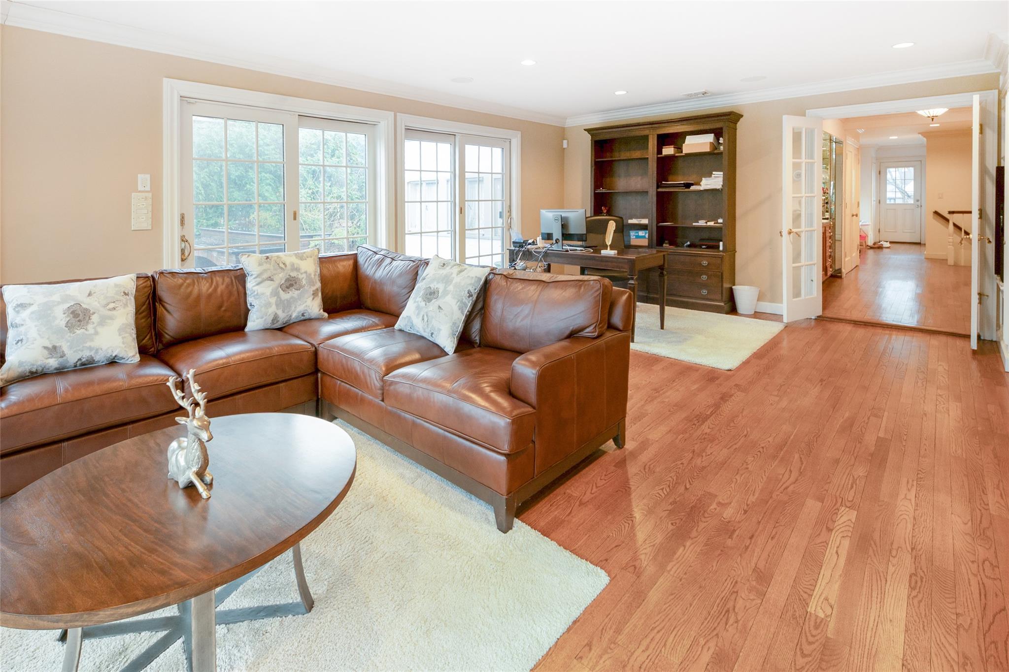 #4 photo, 20 Sussex Road, ナッソー郡 Great Neck , NY 11020