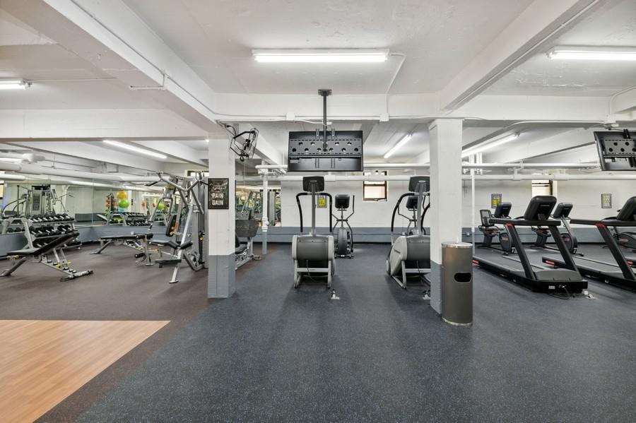 #15 photo, 33-25 90 Street, 皇后區 傑克遜高地 Jackson Heights , NY 11372