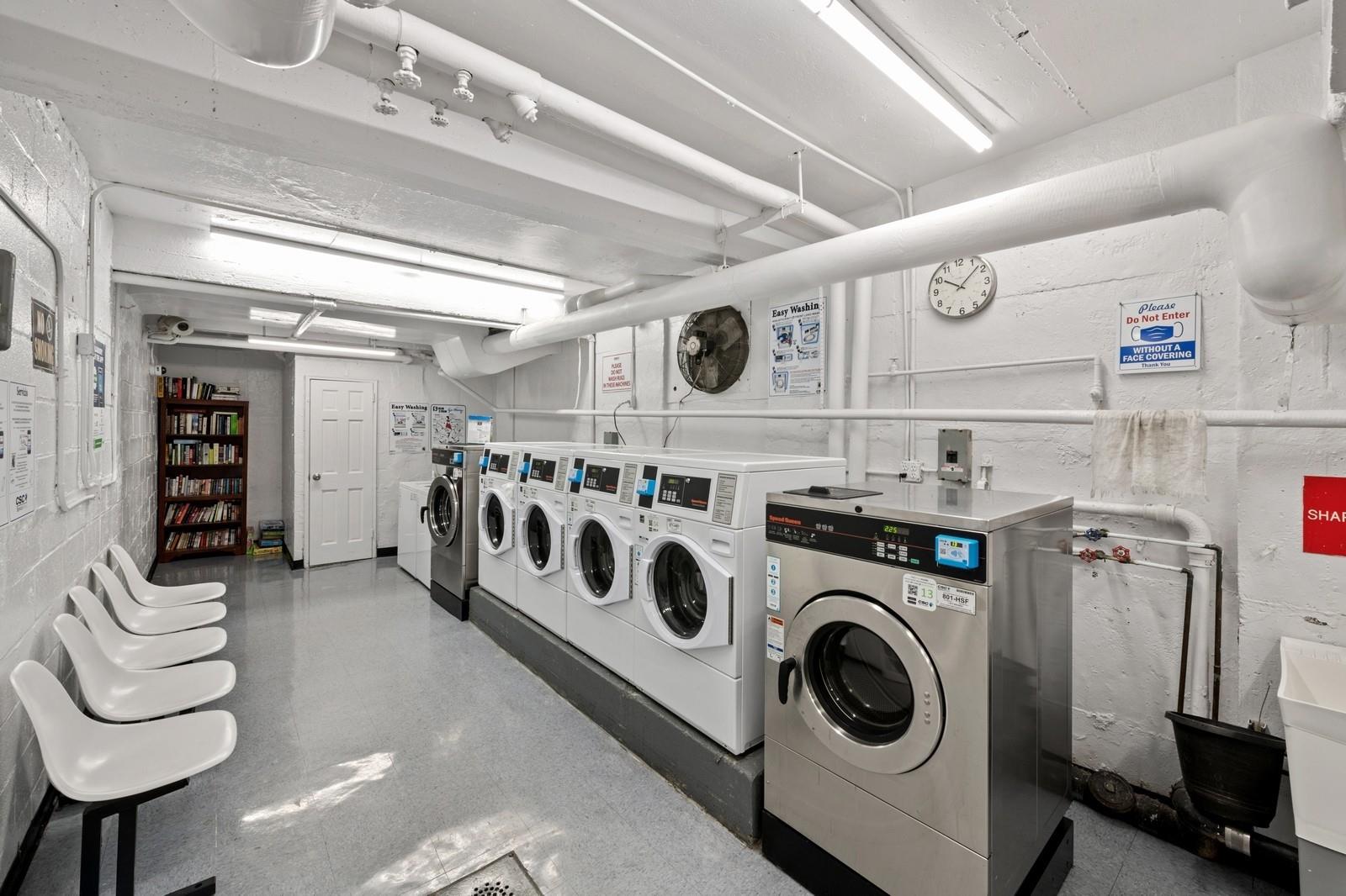 #20 photo, 33-25 90 Street, 皇后區 傑克遜高地 Jackson Heights , NY 11372