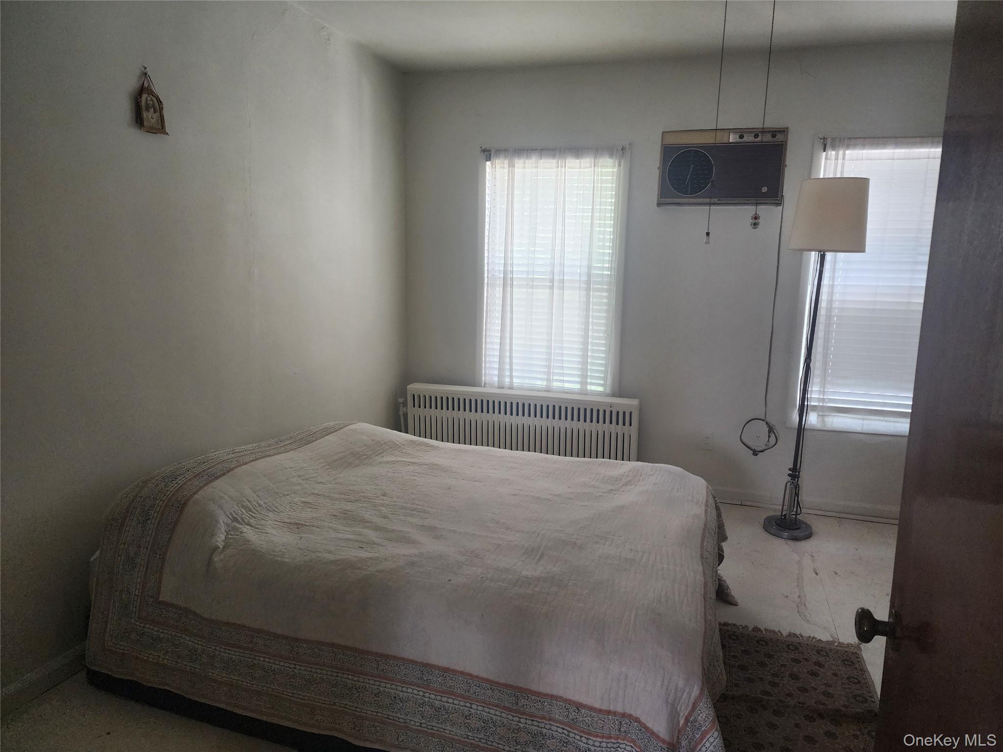 #5 photo, 40 Powers Street, Brooklyn , NY 11211