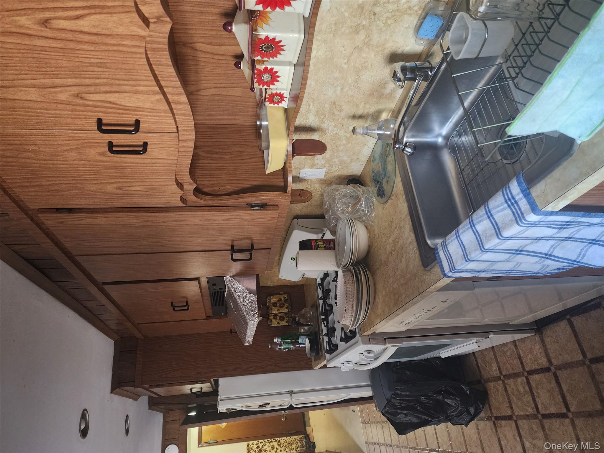 #8 photo, 40 Powers Street, Brooklyn , NY 11211