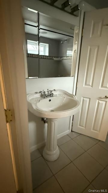 #12 photo, 805 Doane Avenue, سوفولك Bellport , NY 11713