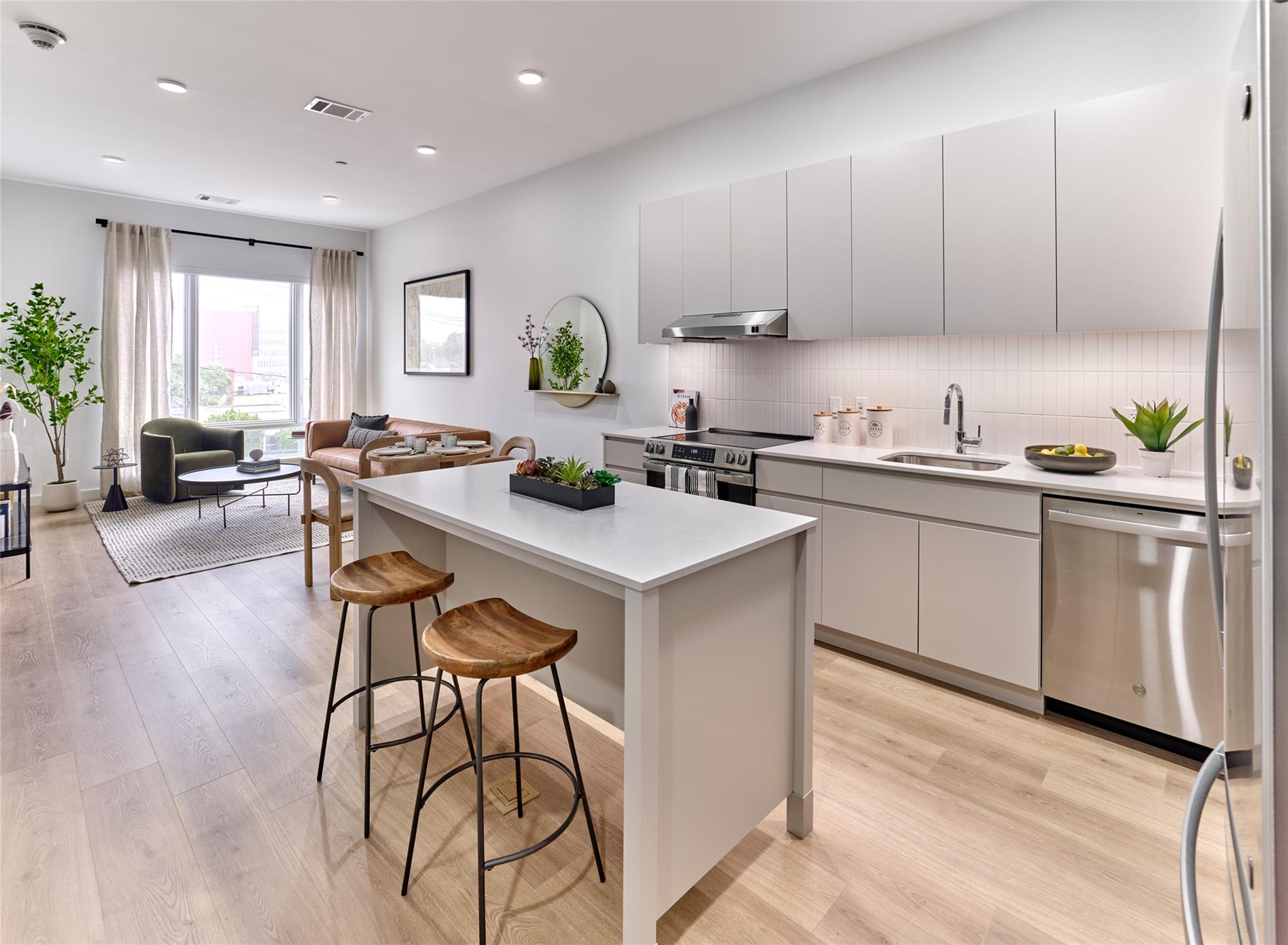 #2 photo, 47 Broadway, ナッソー郡 Lynbrook , NY 11563