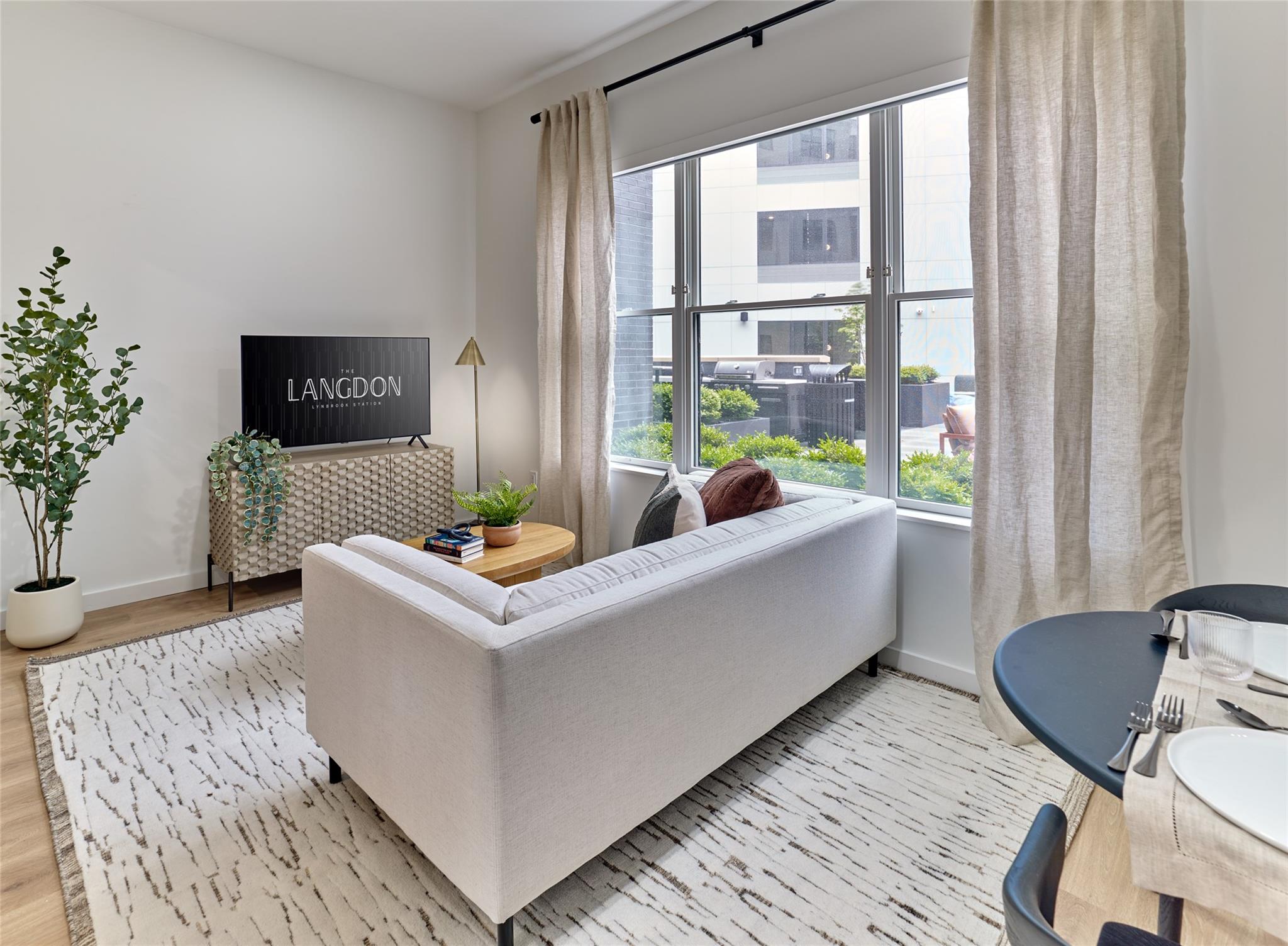 #4 photo, 47 Broadway, ナッソー郡 Lynbrook , NY 11563