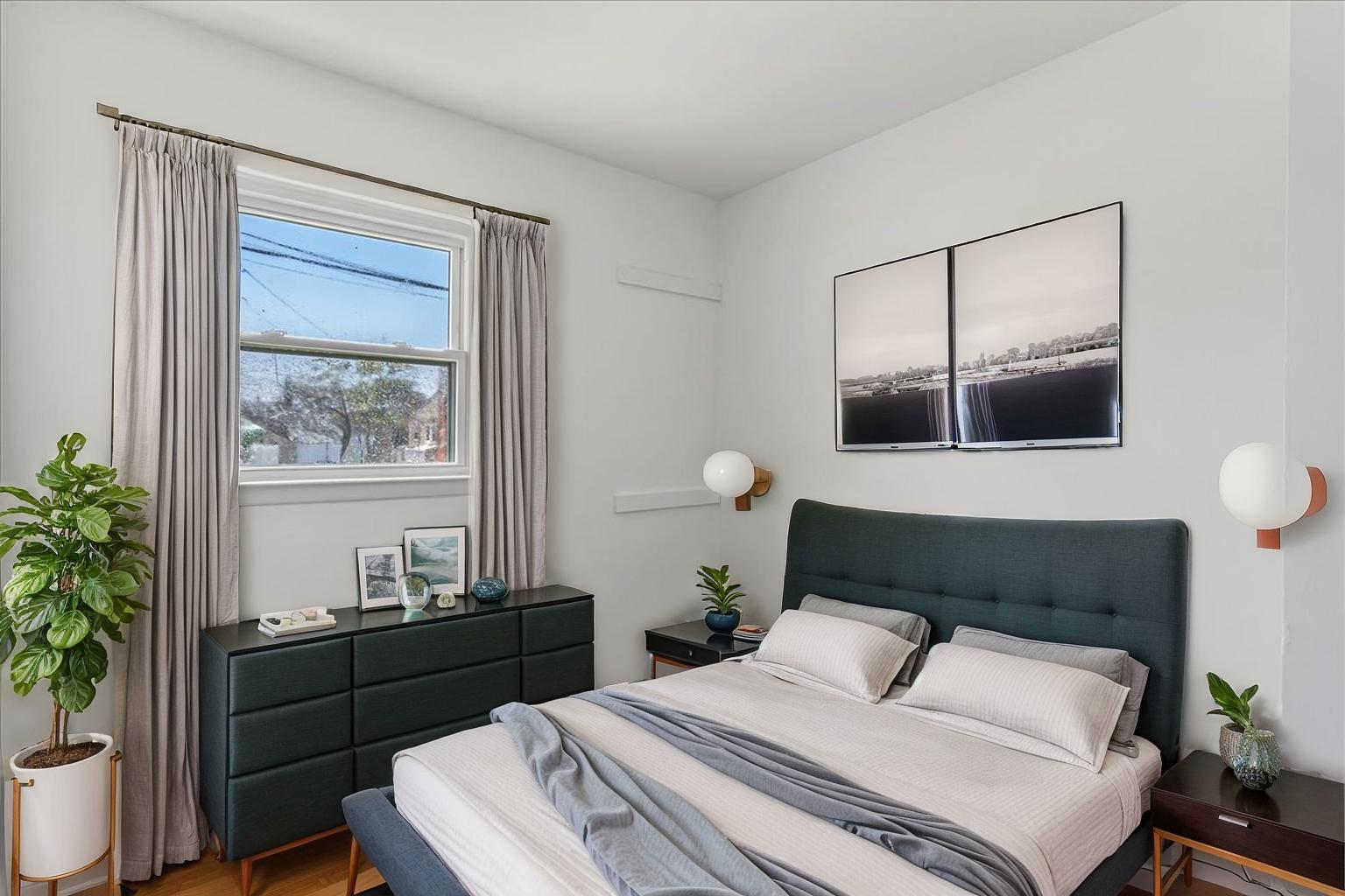 #17 photo, 19 Dakota Street, Hicksville , NY 11801