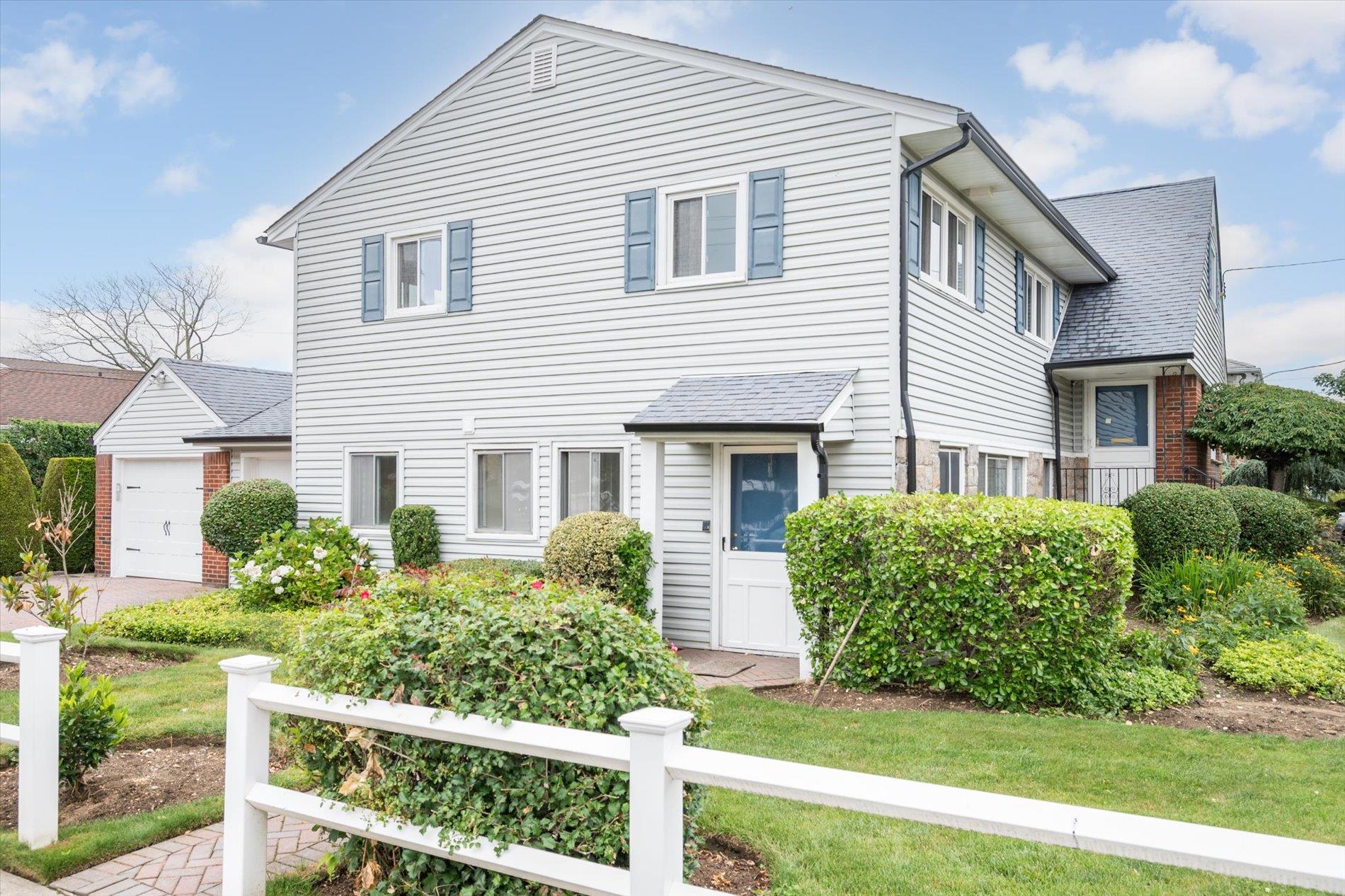 #3 photo, 1901 New Hyde Park Road, ナッソー郡 New Hyde Park , NY 11040