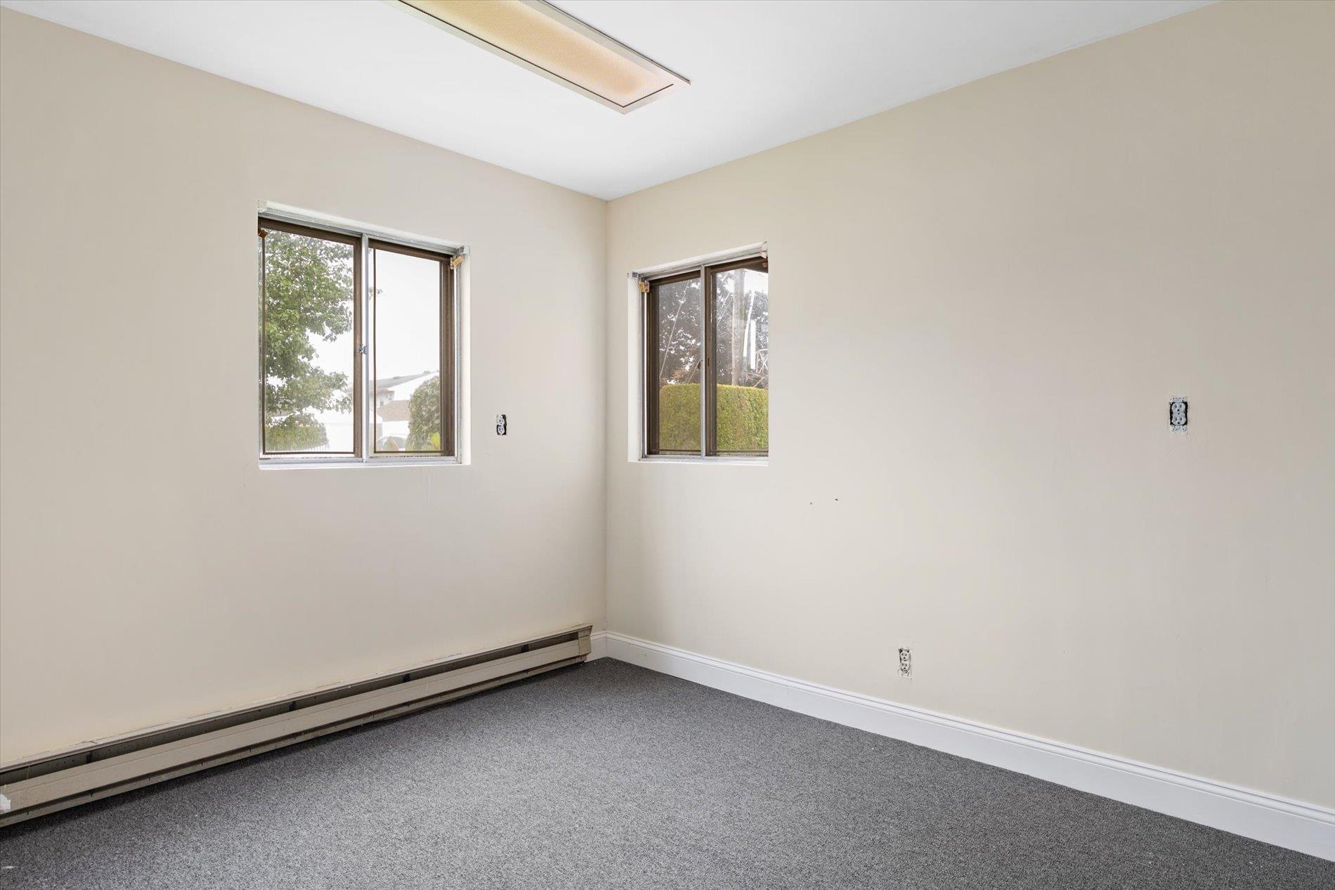 #8 photo, 1901 New Hyde Park Road, ナッソー郡 New Hyde Park , NY 11040