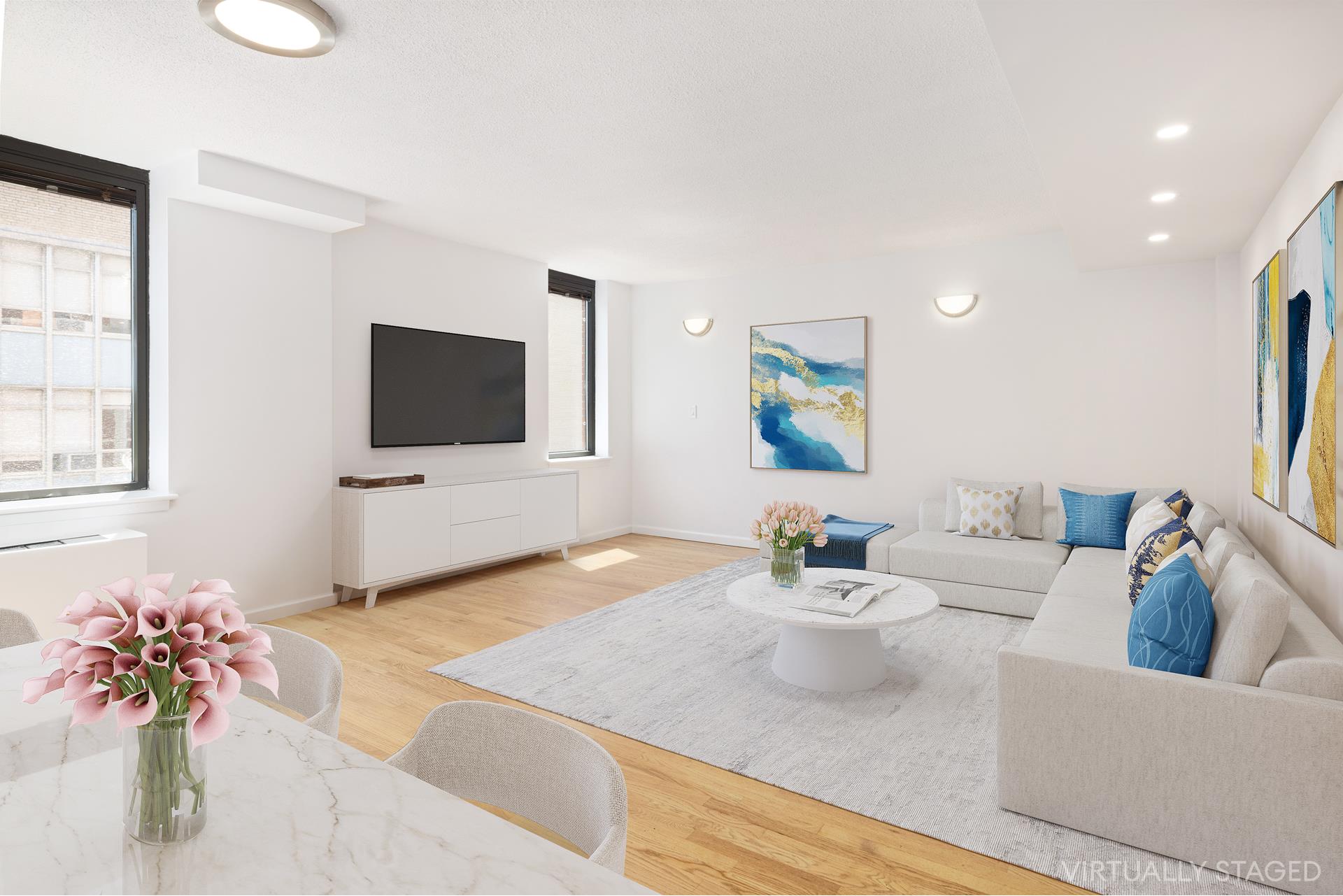 #13 photo, 24 E 7TH Street, マンハッタン East Village , NY 10003