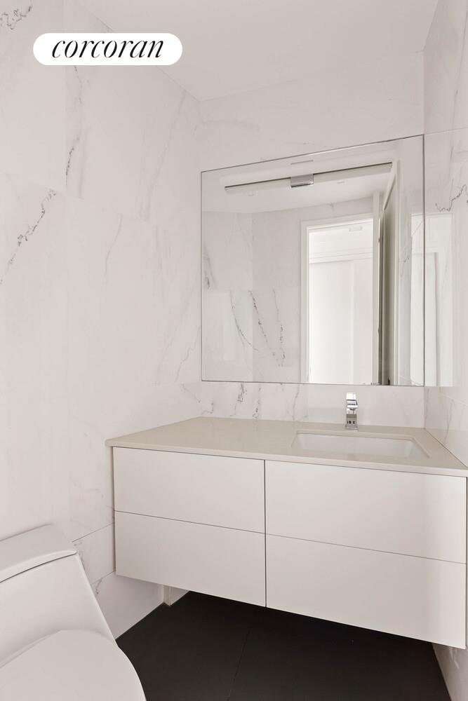 #10 photo, 167 E 61ST Street, マンハッタン Lenox Hill , NY 10065