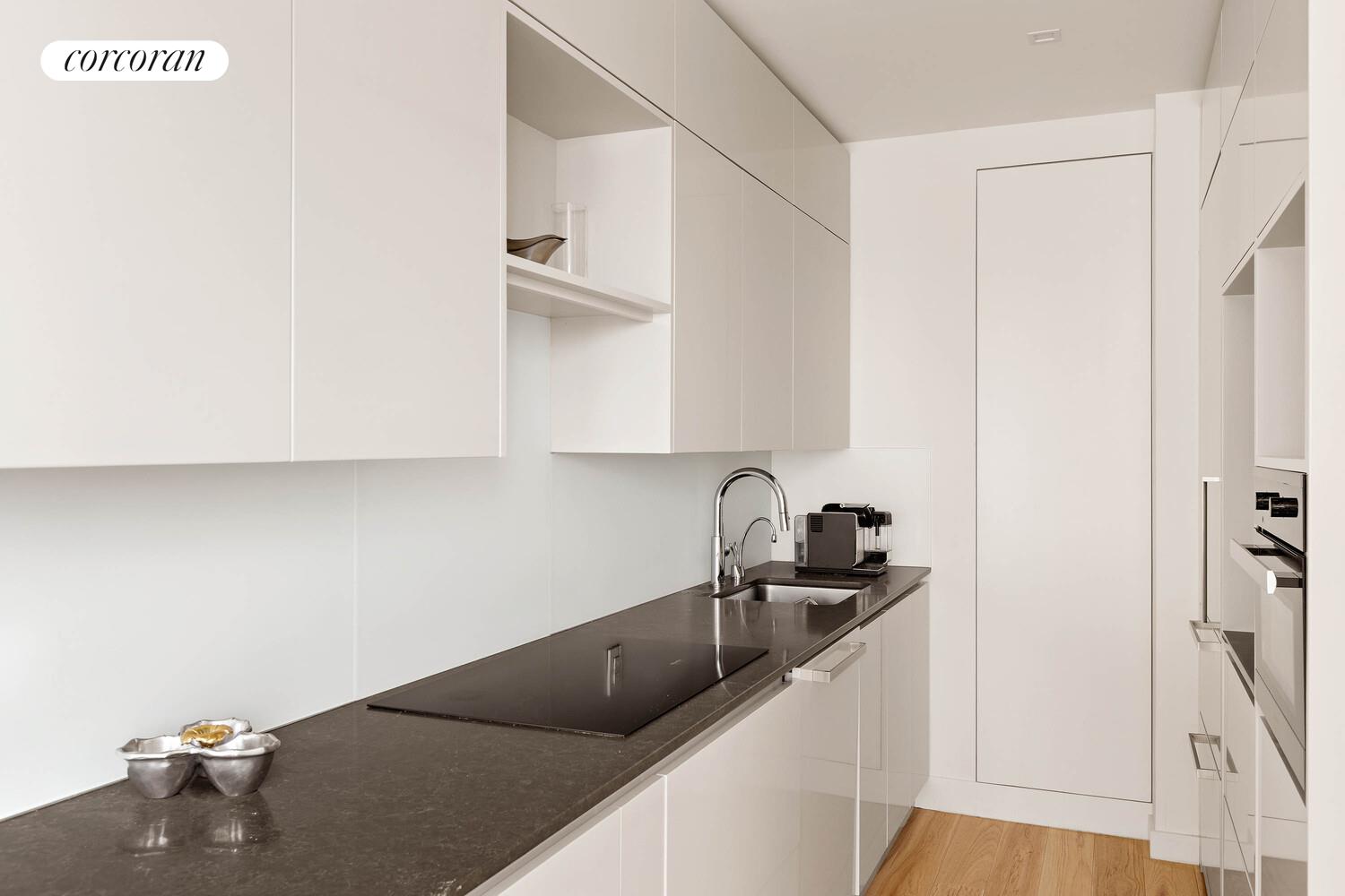 #7 photo, 167 E 61ST Street, マンハッタン Lenox Hill , NY 10065