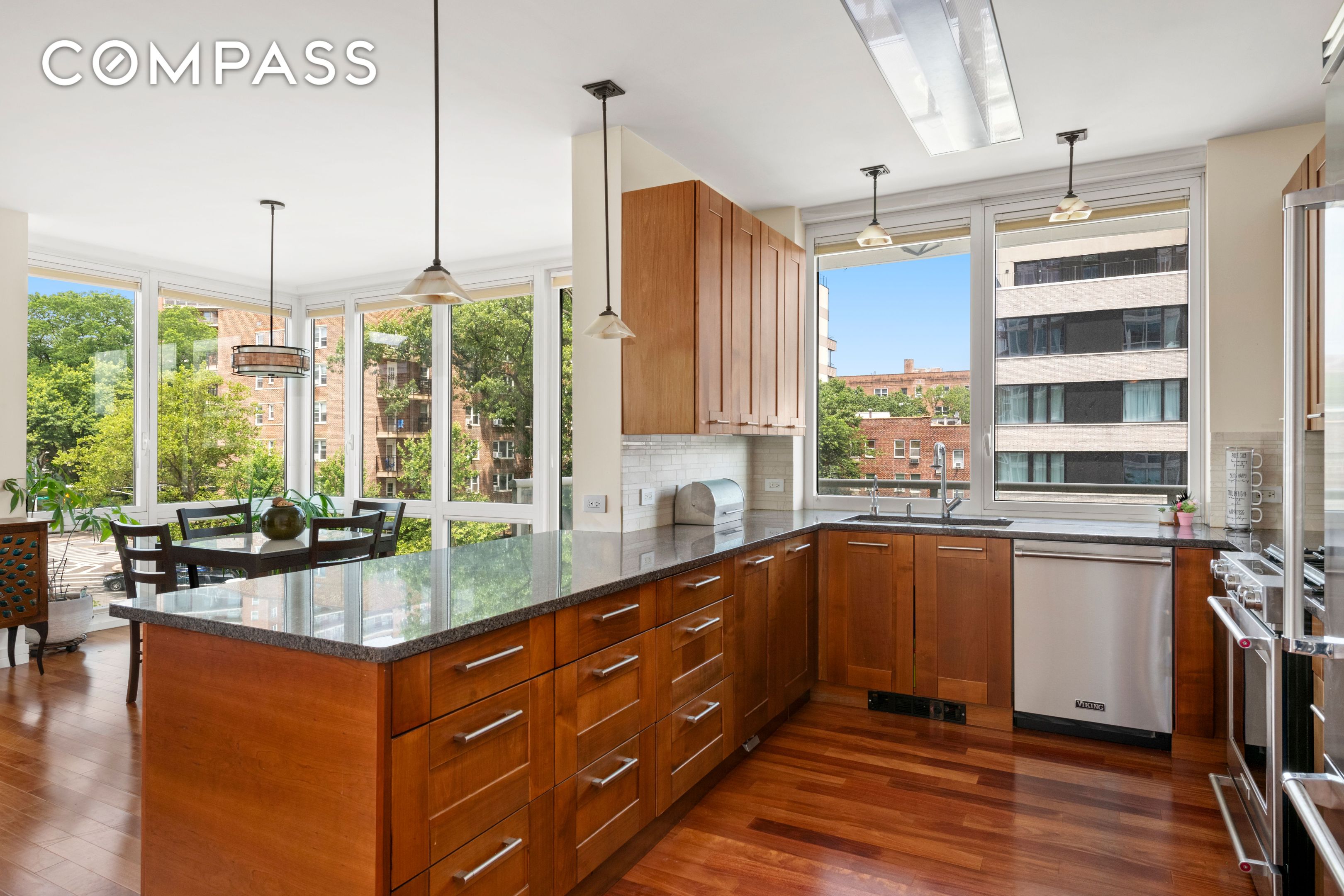 #1 photo, 640 W 237th Street, ブロンクス区 Riverdale , NY 10463