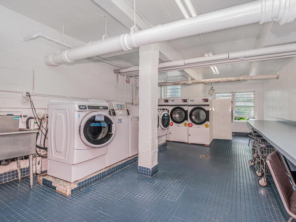 #9 photo, 679 W 239th Street, Bronx , NY 10463