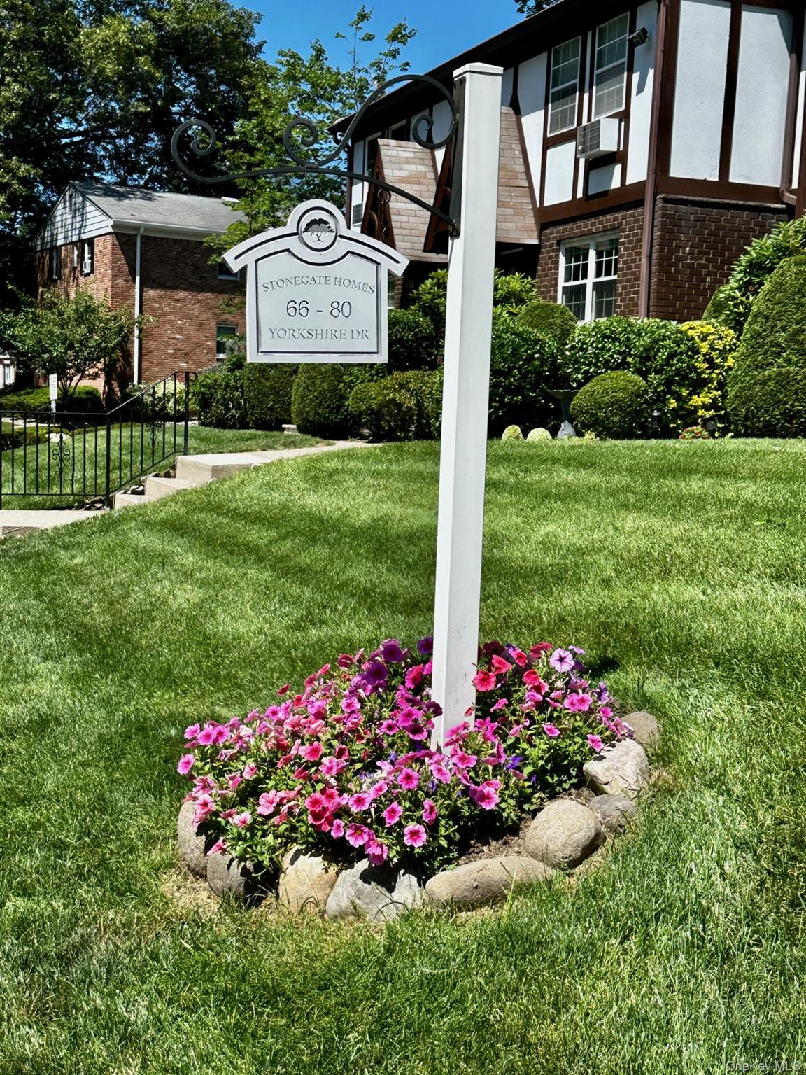 #3 photo, 76 Yorkshire Drive, Suffern , NY 10901