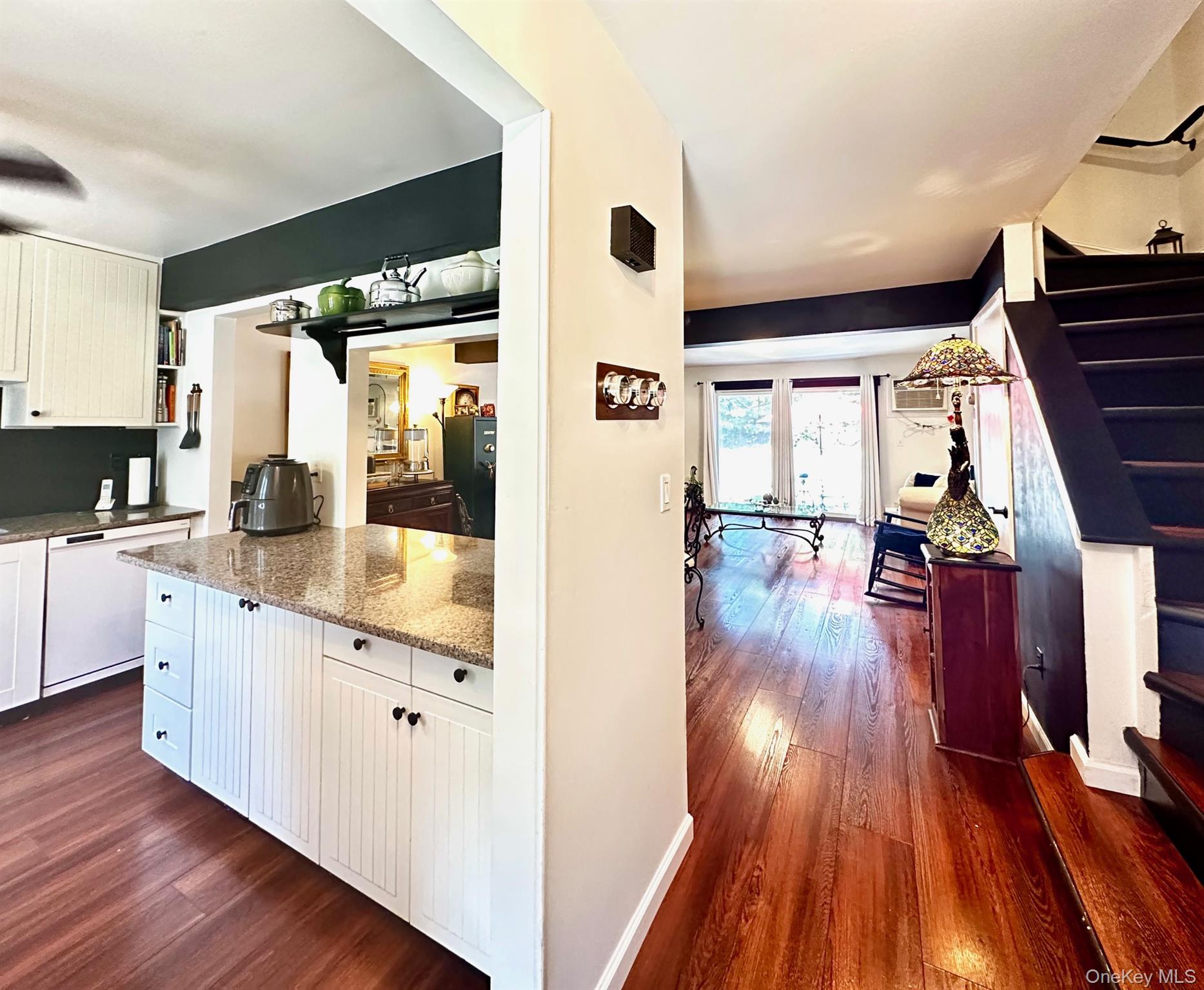 #5 photo, 76 Yorkshire Drive, Suffern , NY 10901