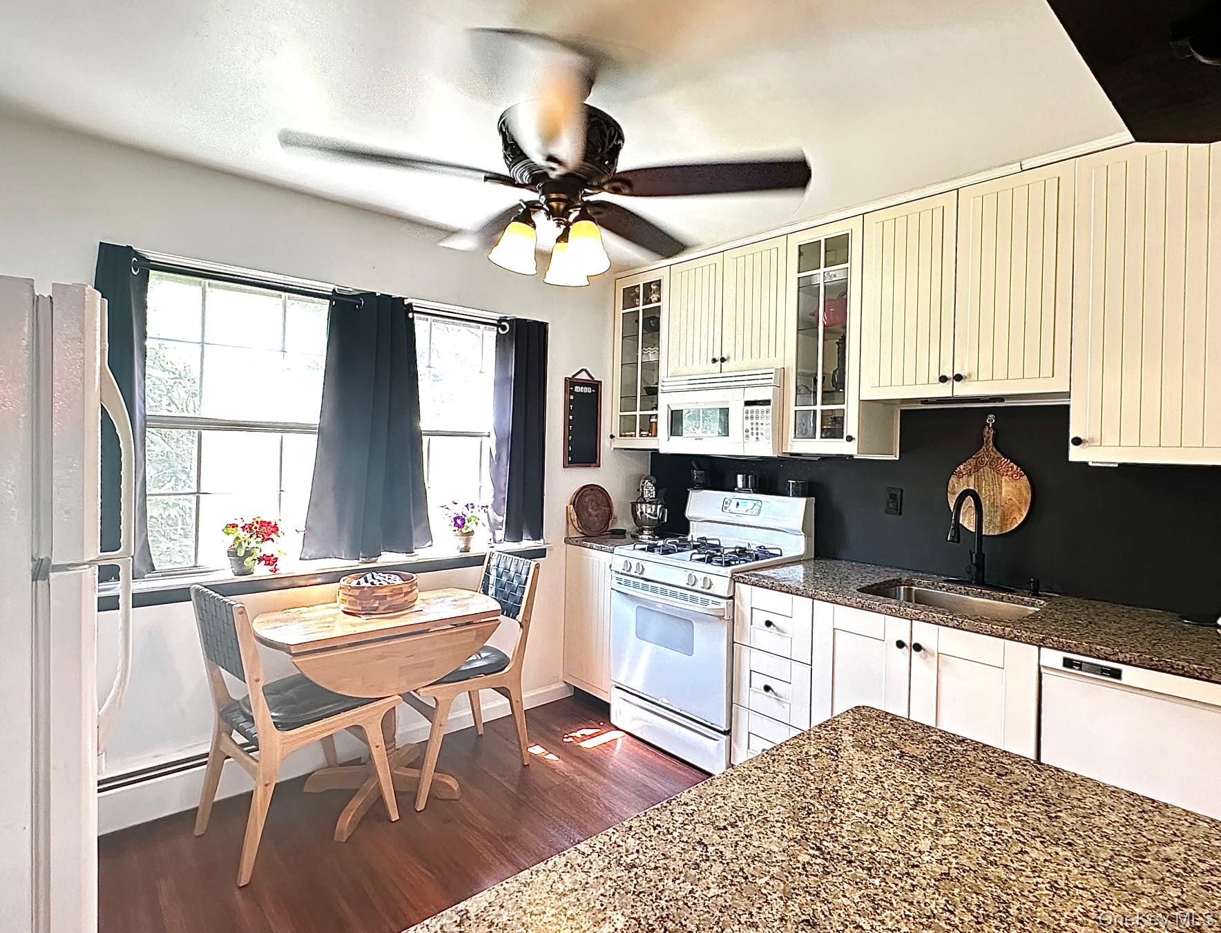 #6 photo, 76 Yorkshire Drive, Suffern , NY 10901