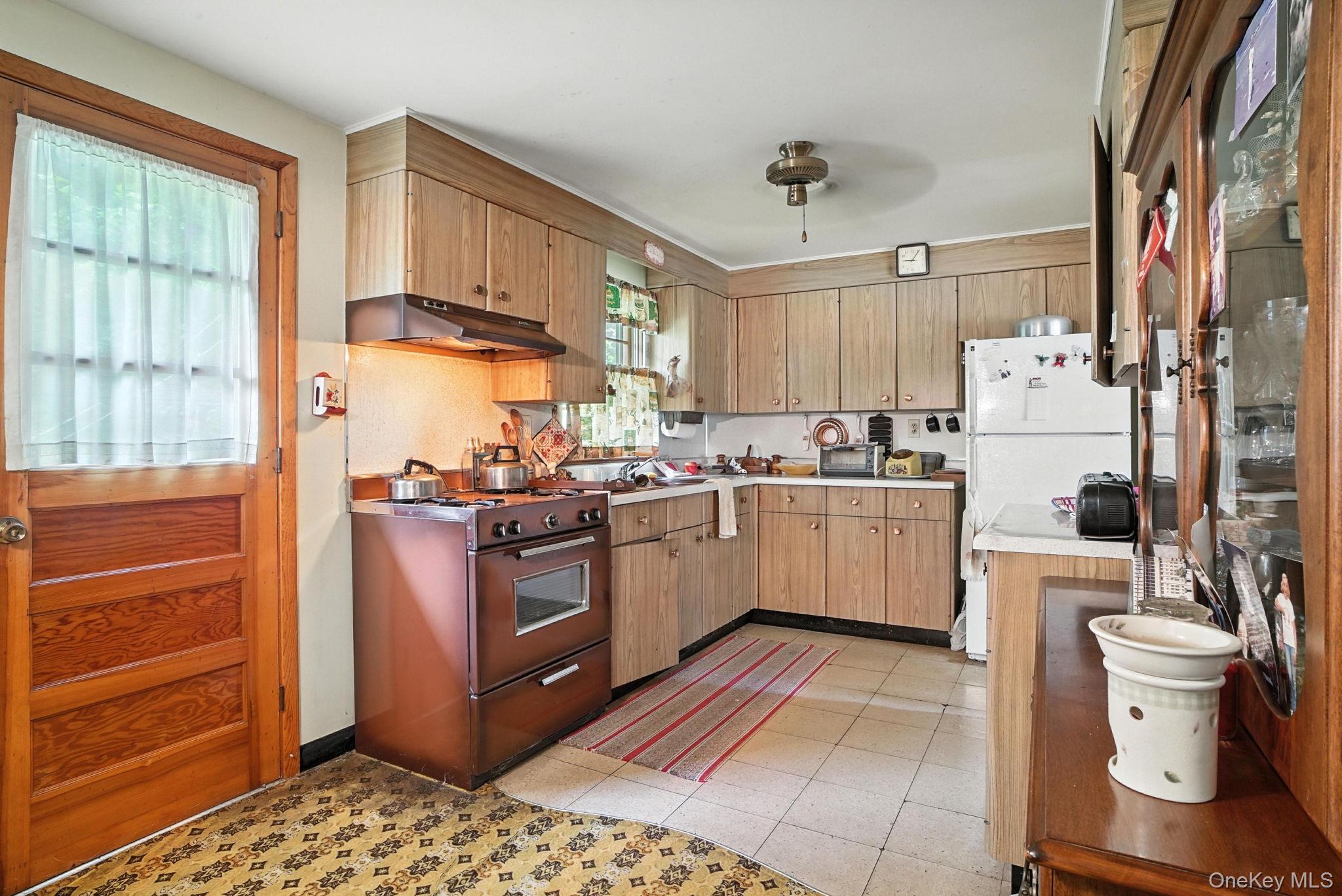 #8 photo, 580 Van Burenville Road, Middletown , NY 10940