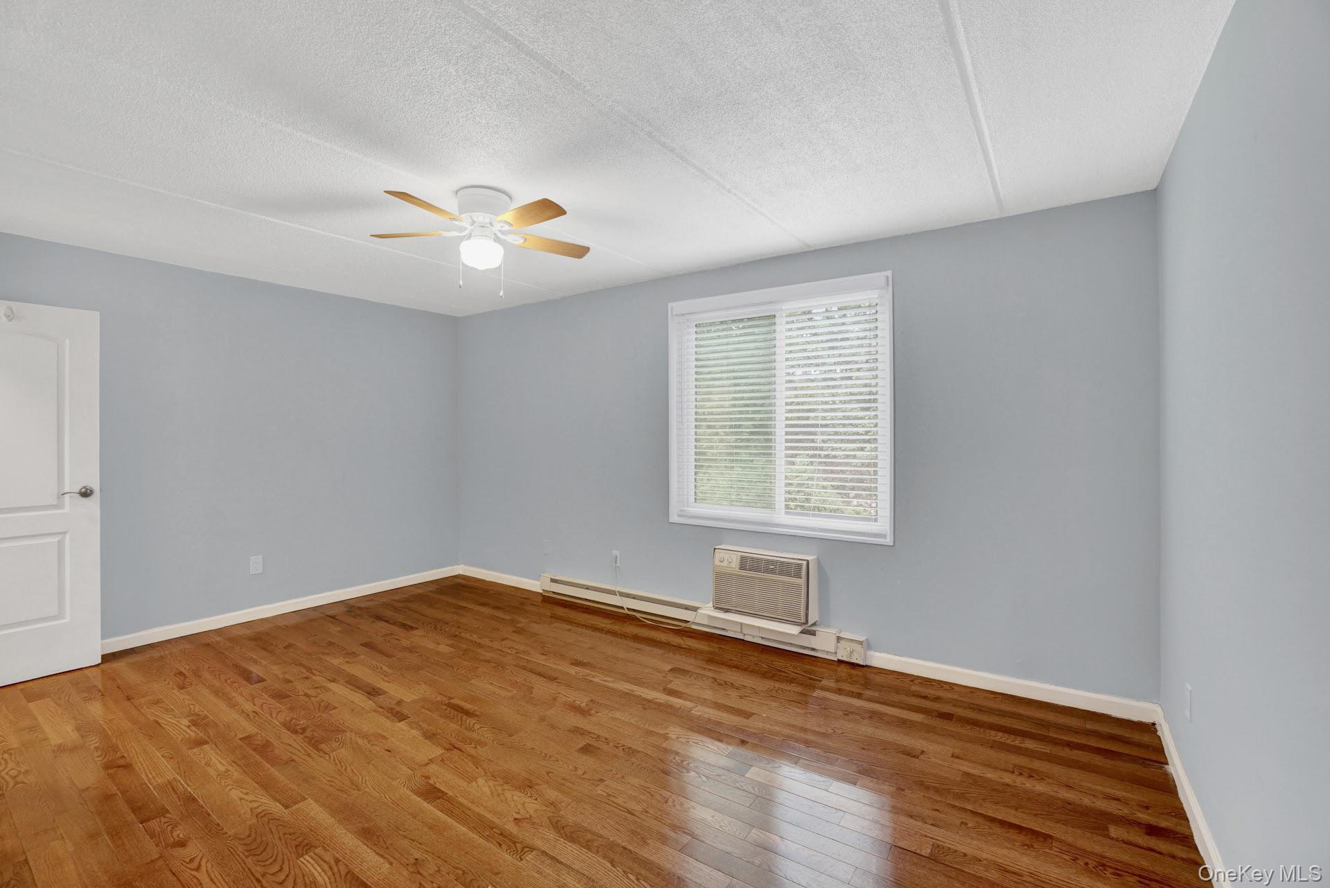 #12 photo, 128 Colonial Parkway, Yonkers , NY 10710