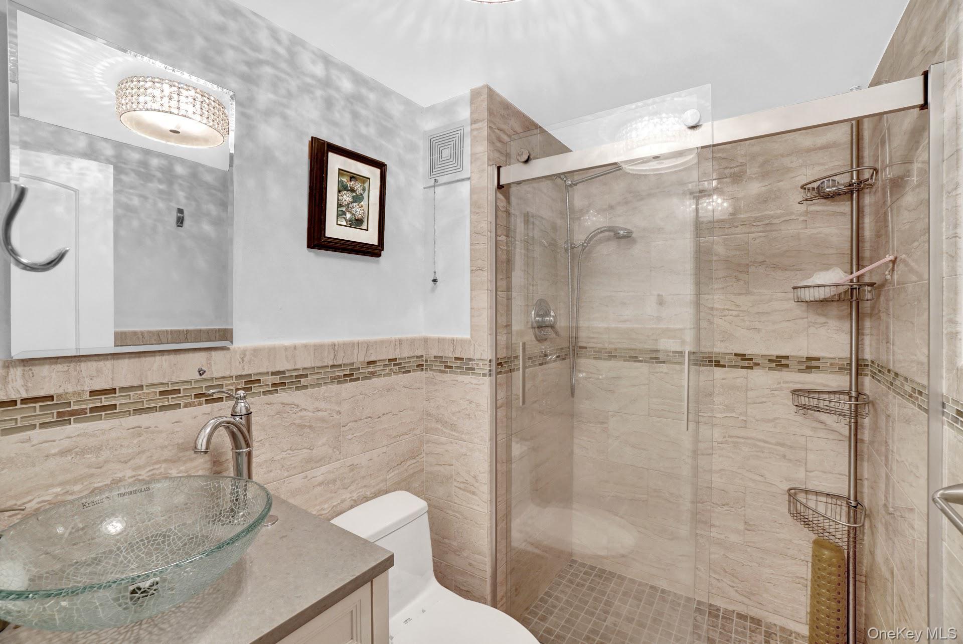 #14 photo, 128 Colonial Parkway, Yonkers , NY 10710