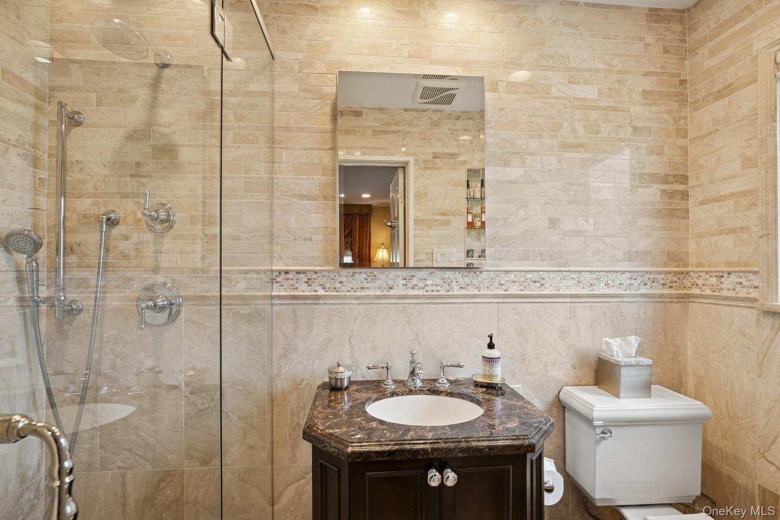 #19 photo, 53 Orange Drive, ナッソー郡 Jericho , NY 11753